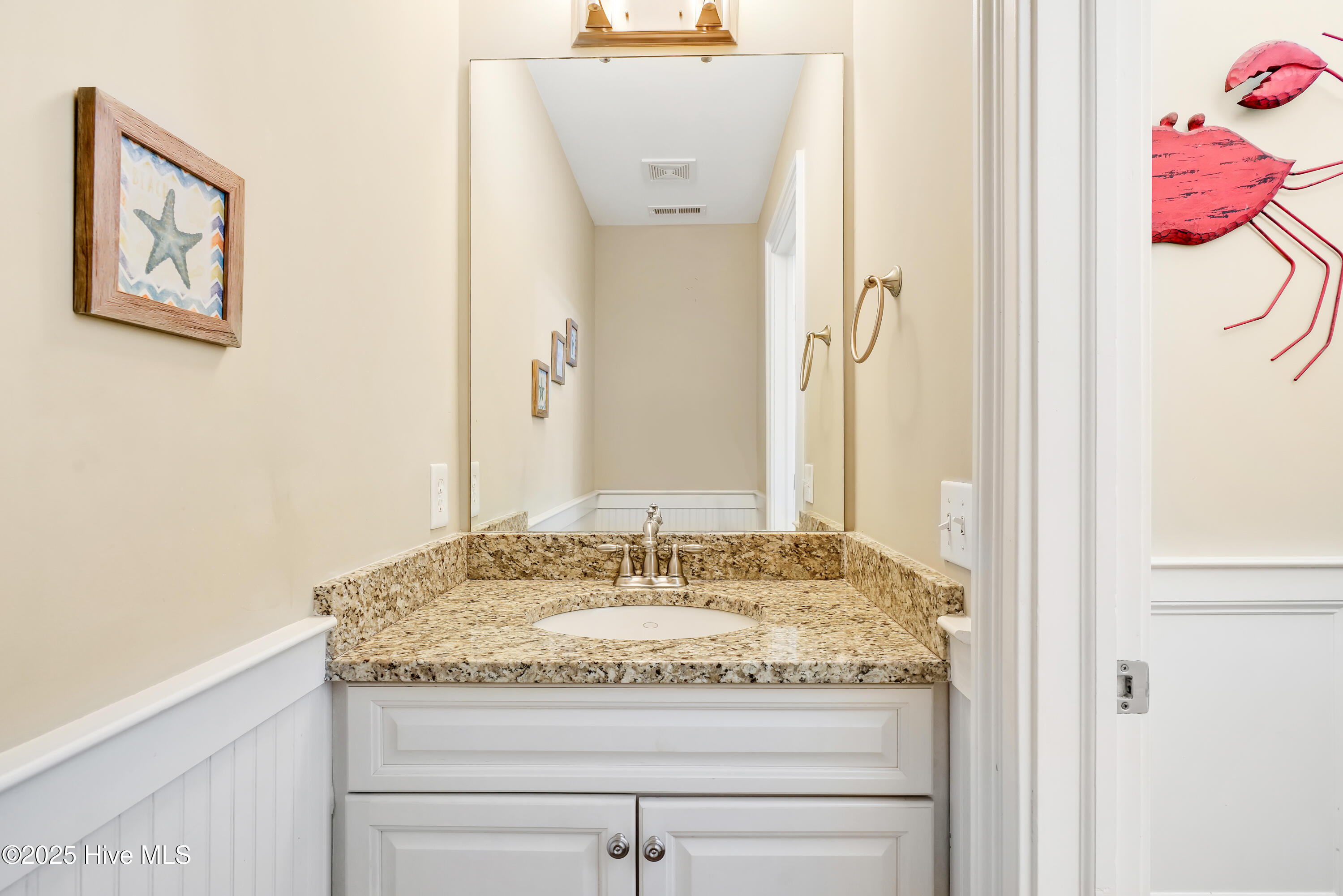 103 SE 74th Street, Oak Island, NC, 28465