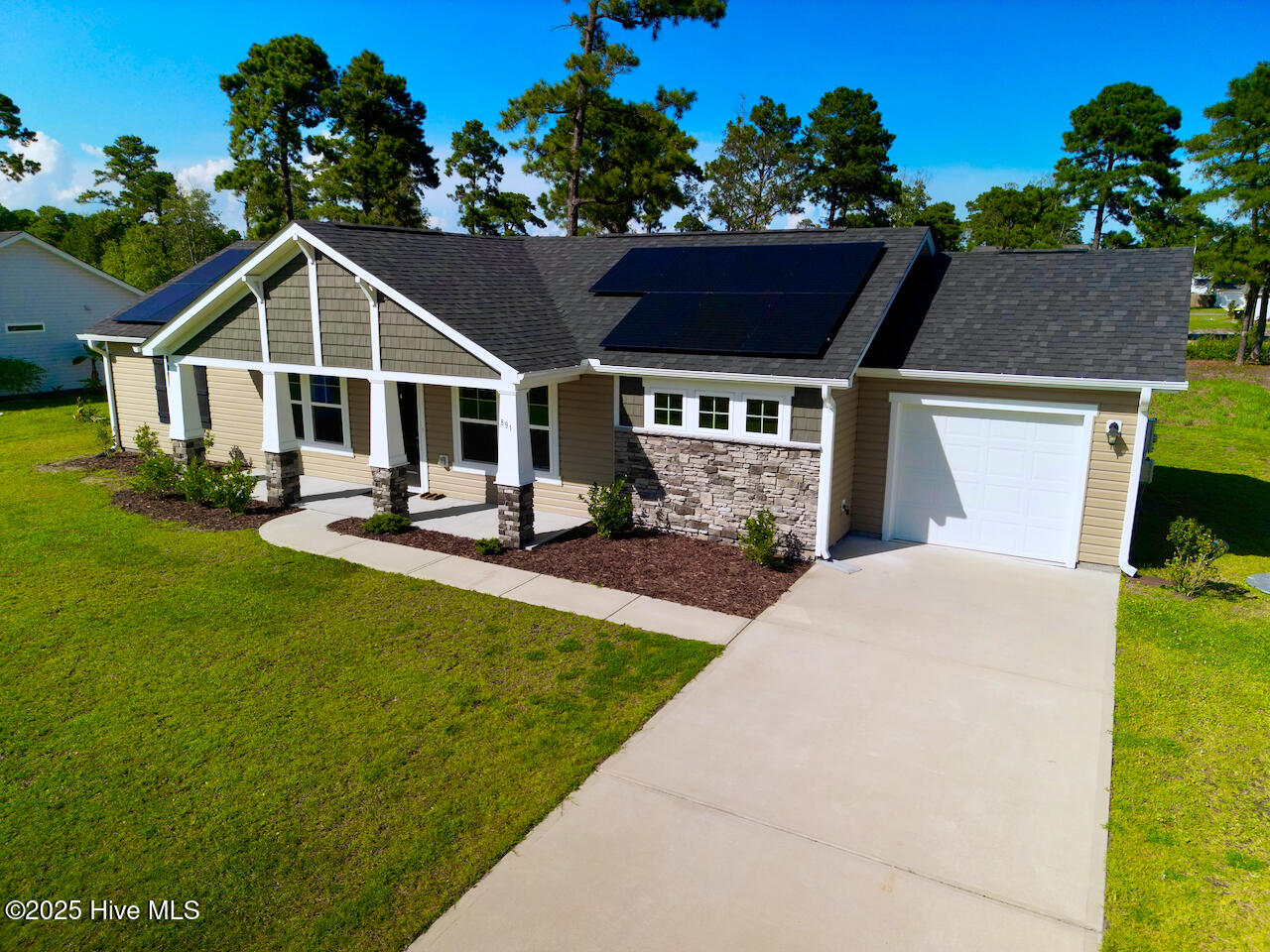 100518131 | Photo 27