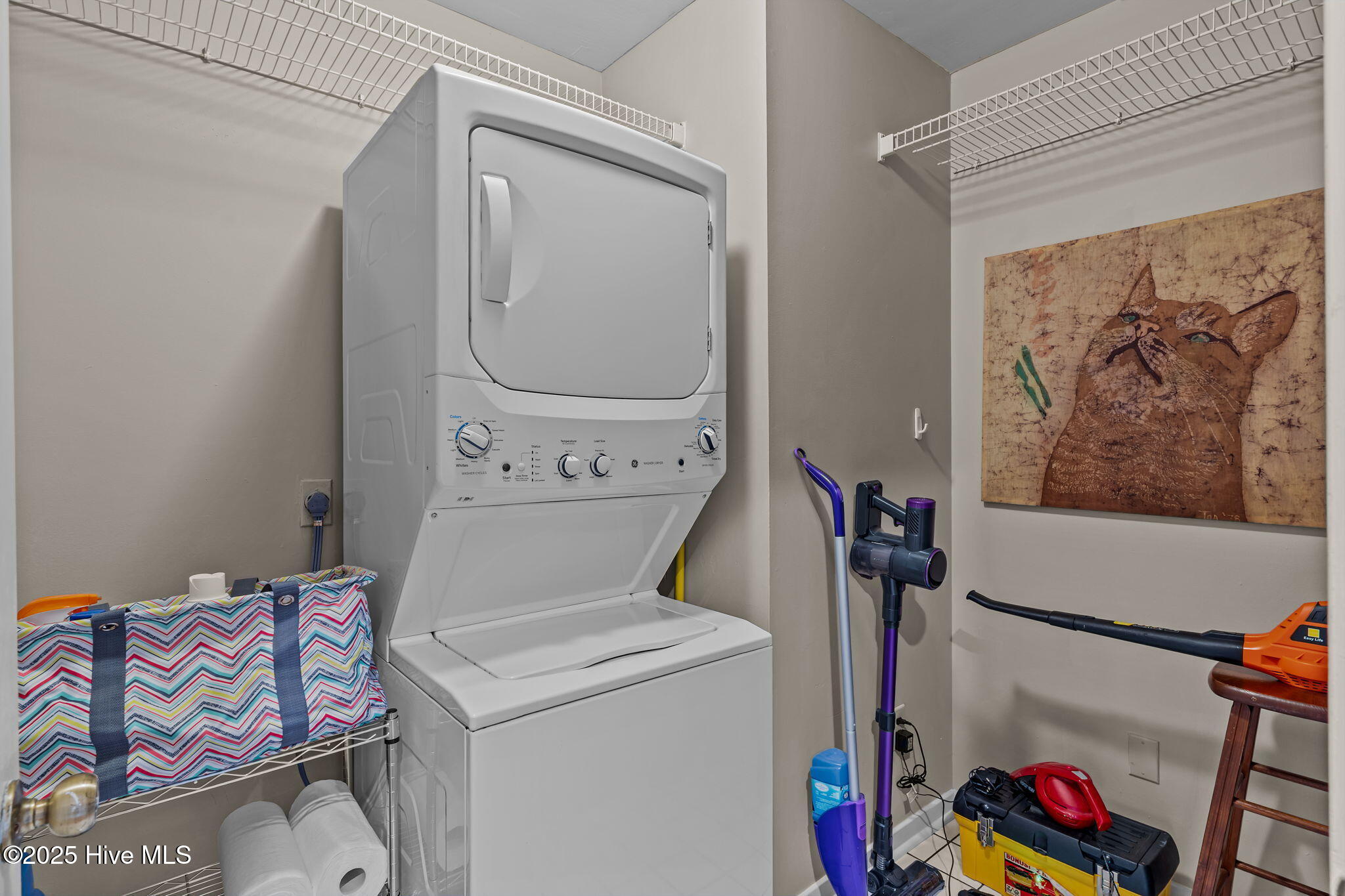 100545533 | Photo 17