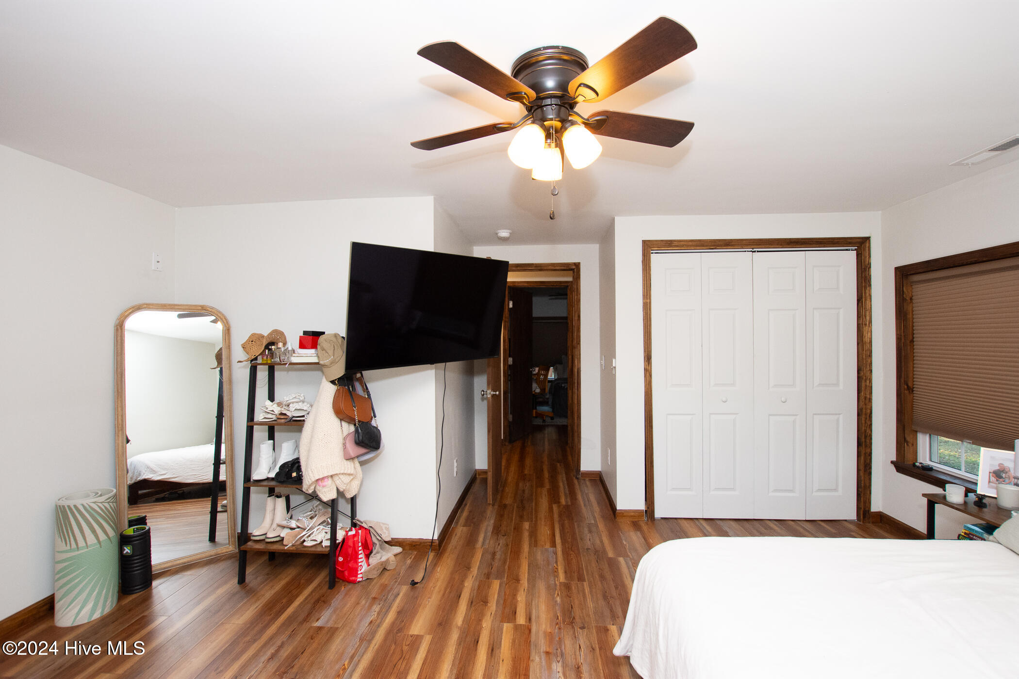 100552342 | Photo 32