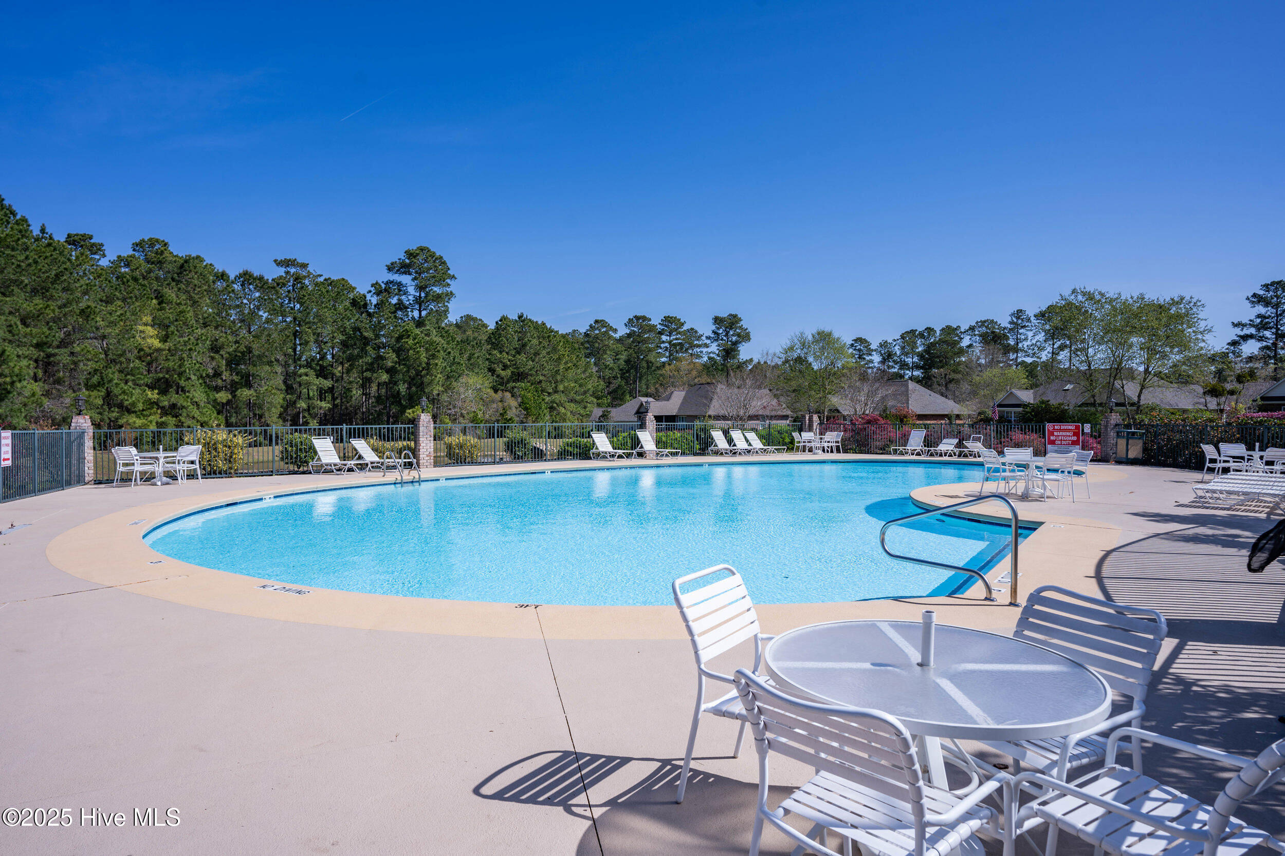 100529321 | Photo 52