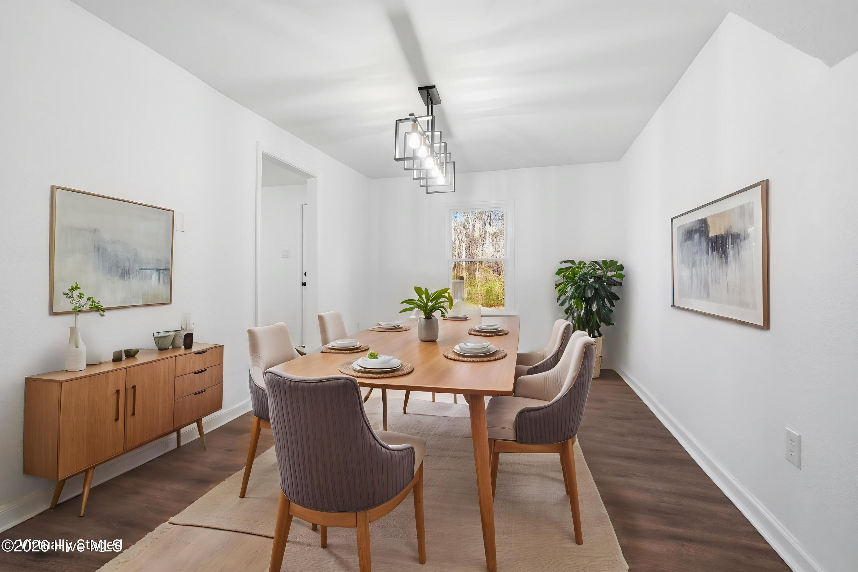 Virtually Staged Dining Room