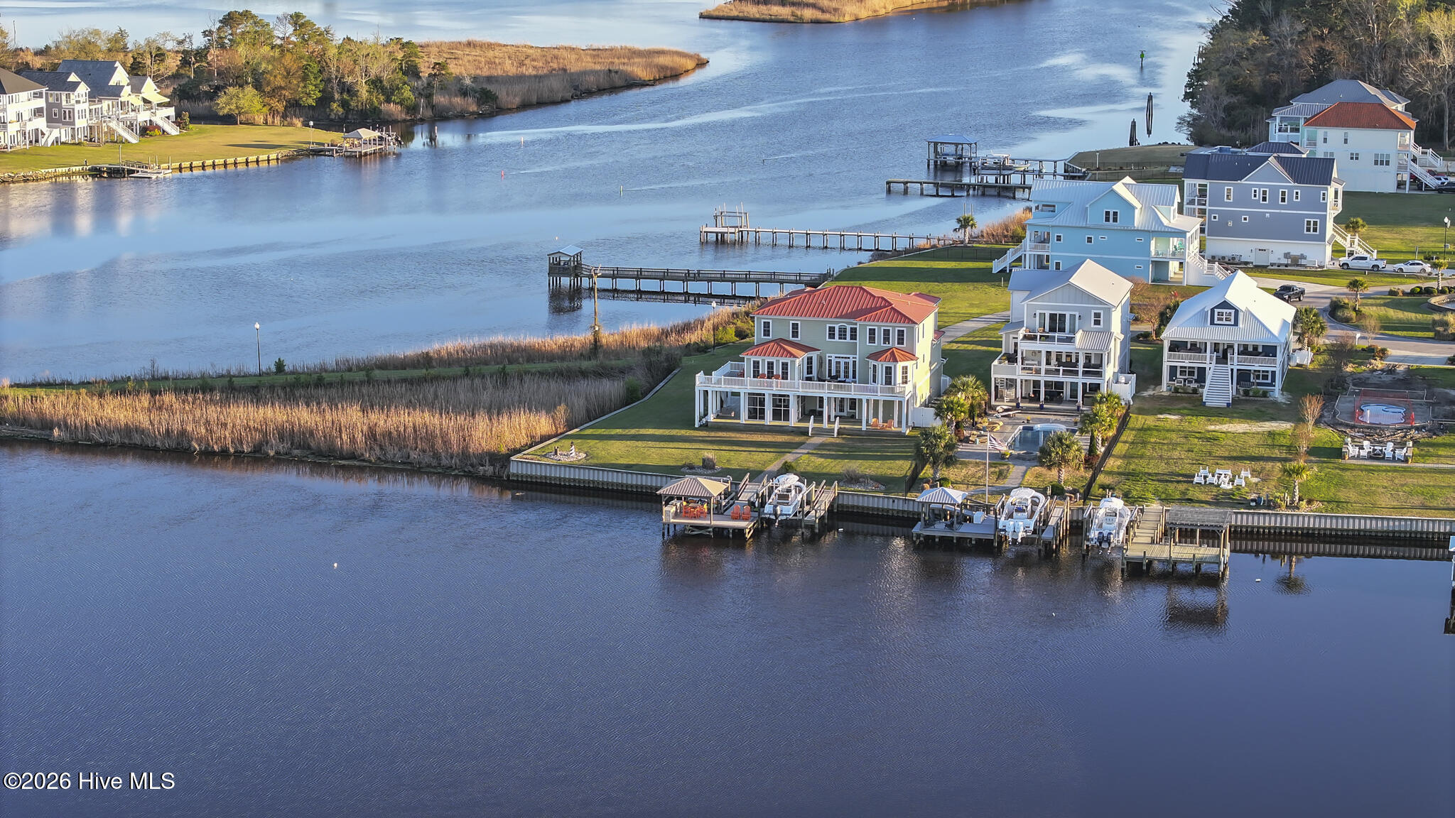 100564297 | Photo 68