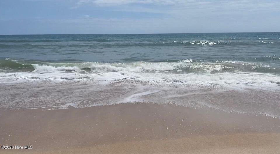 100404074 | Photo 43