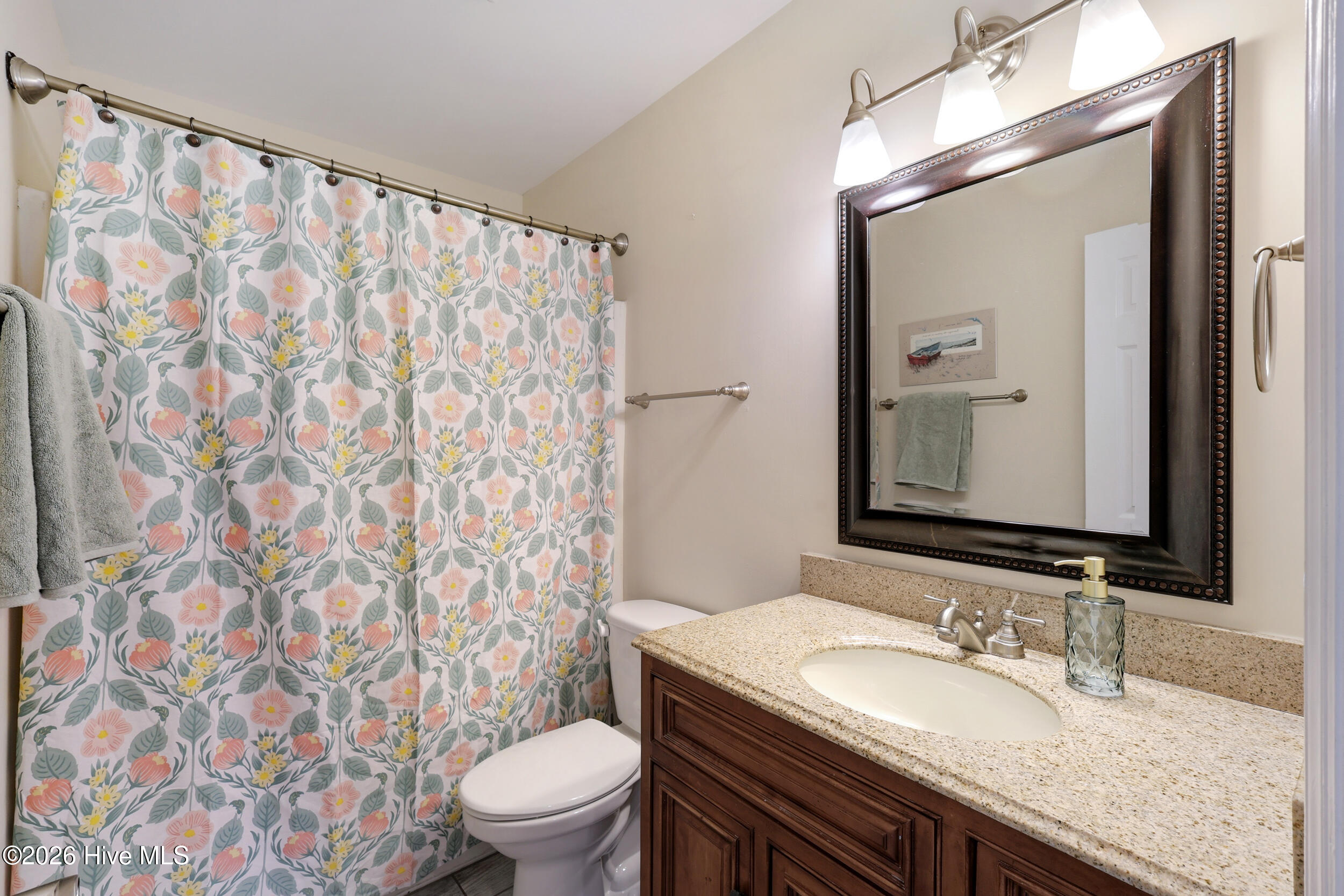 100561472 | Photo 34