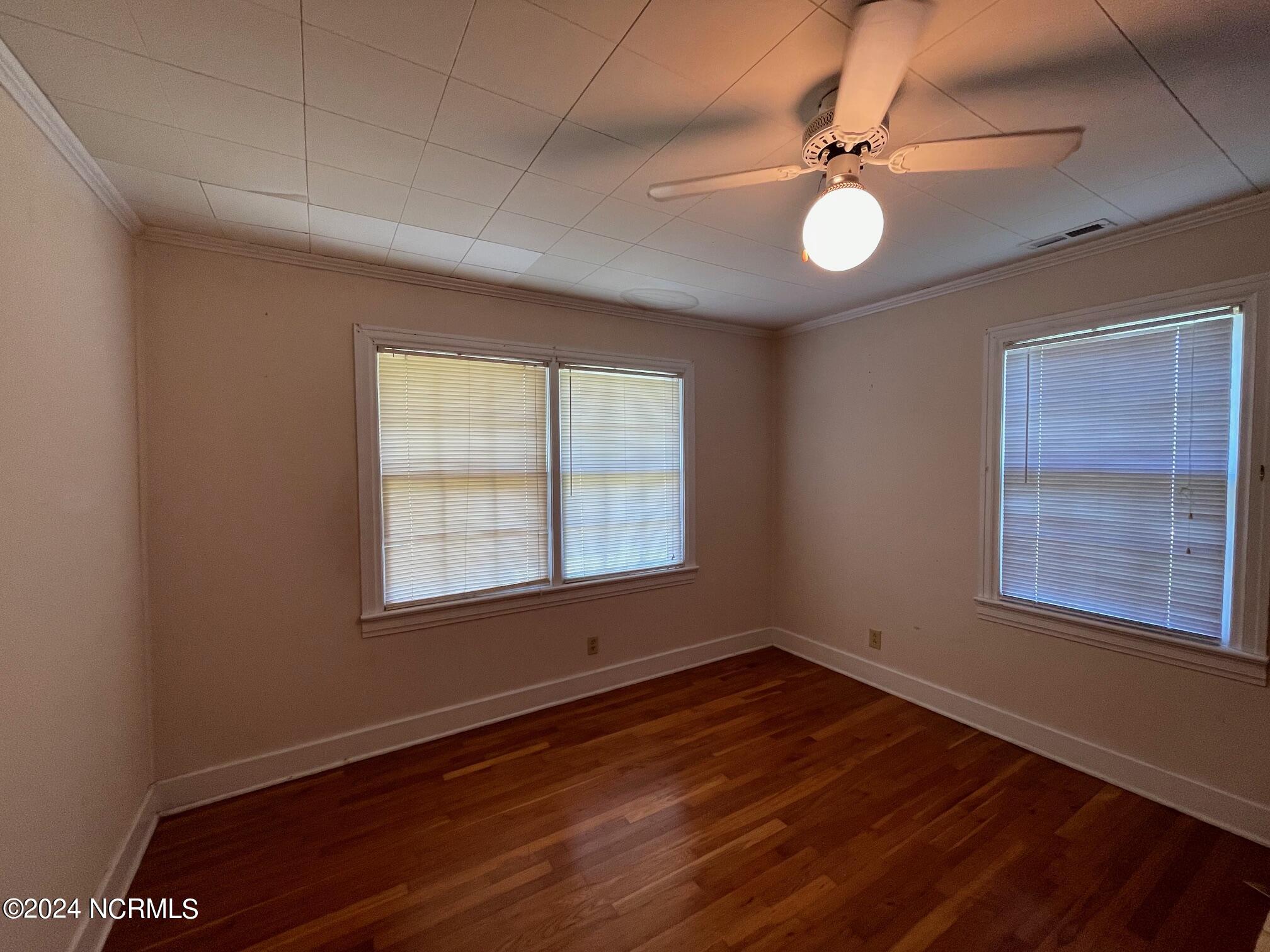 2604 Cedar Island Road,Cedar Island