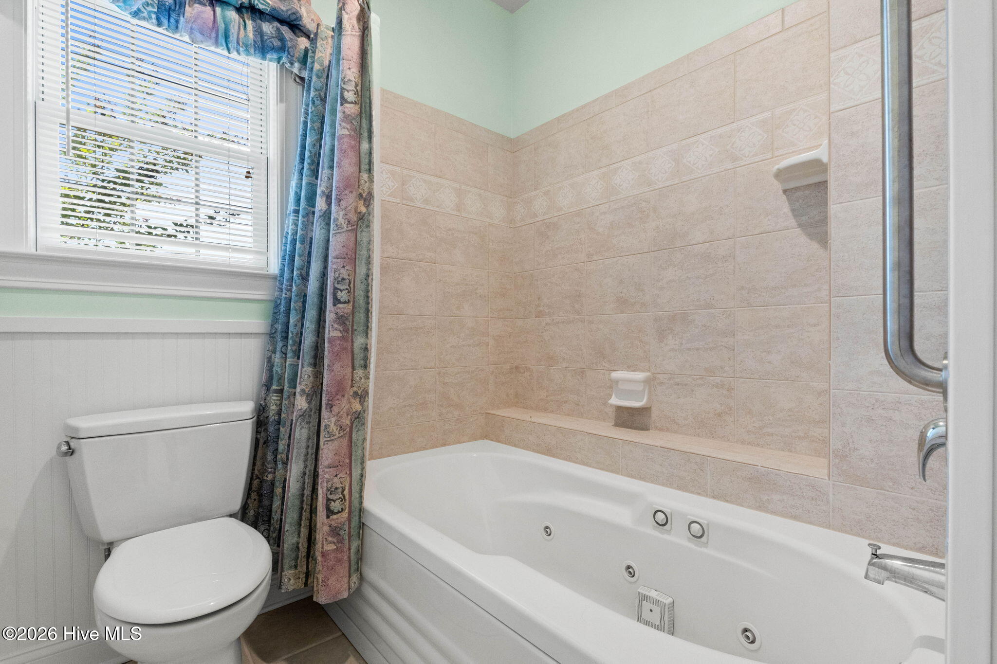 100567537 | Photo 74