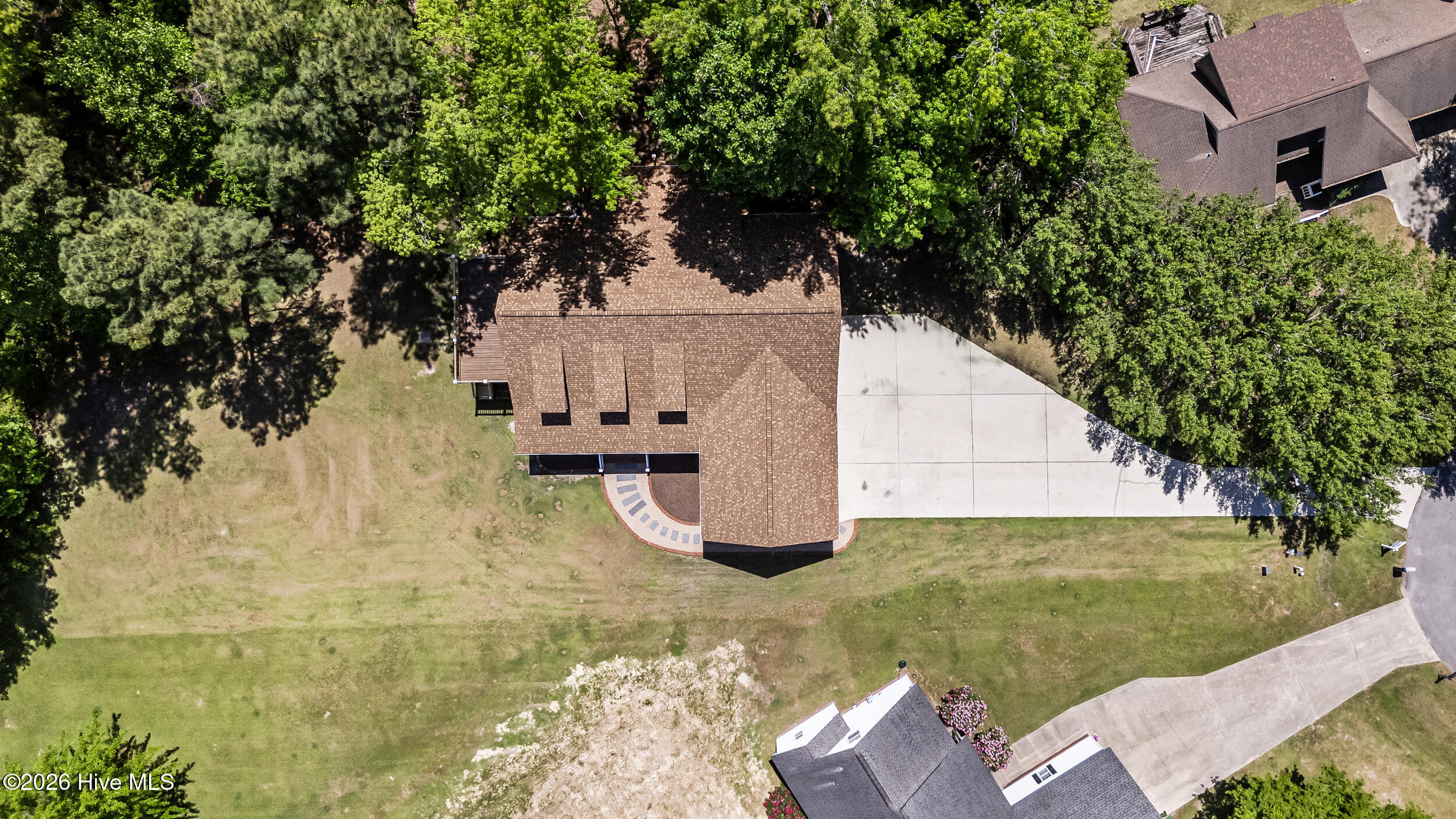 100569506 | Photo 59