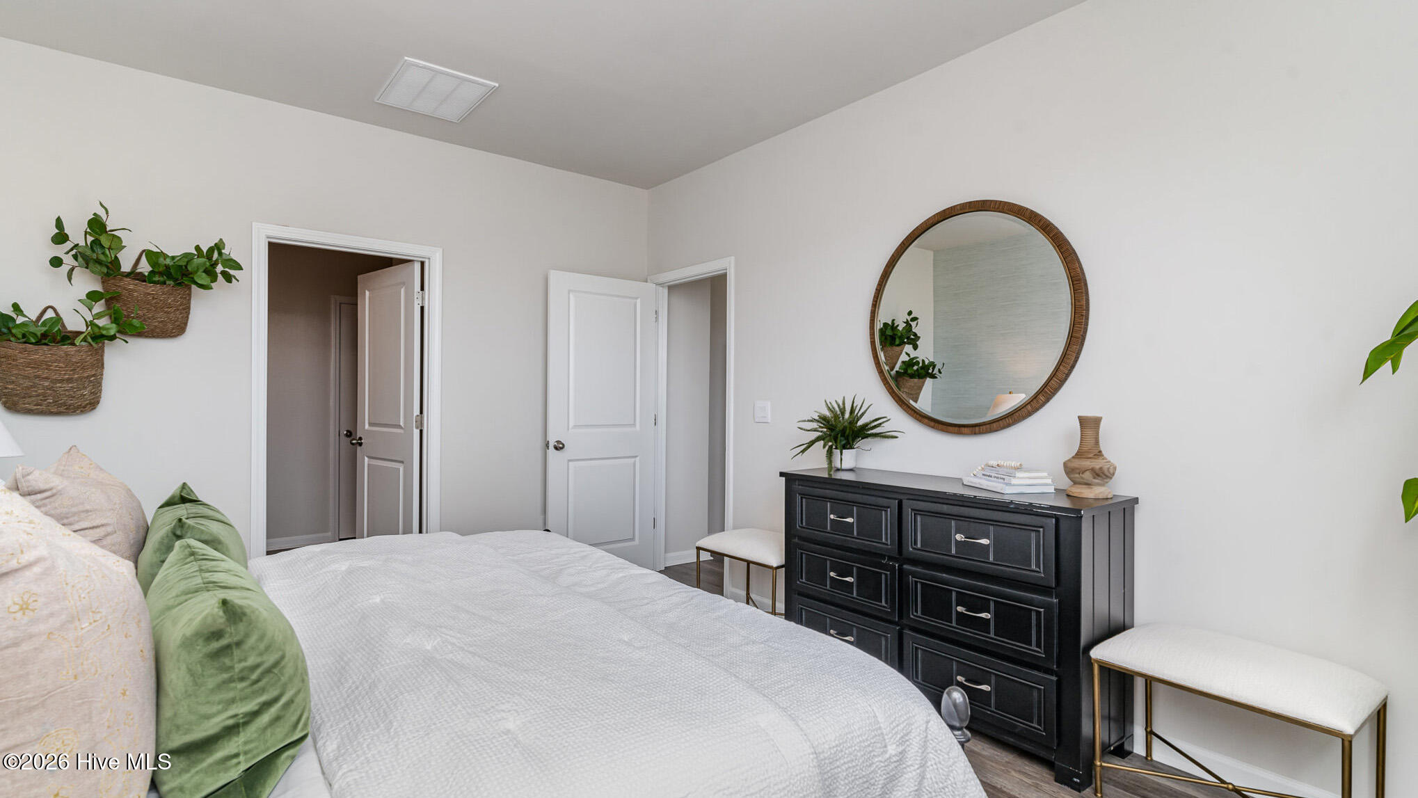 100552123 | Photo 17