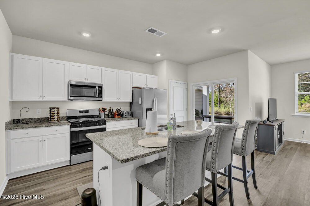 100541621 | Photo 10