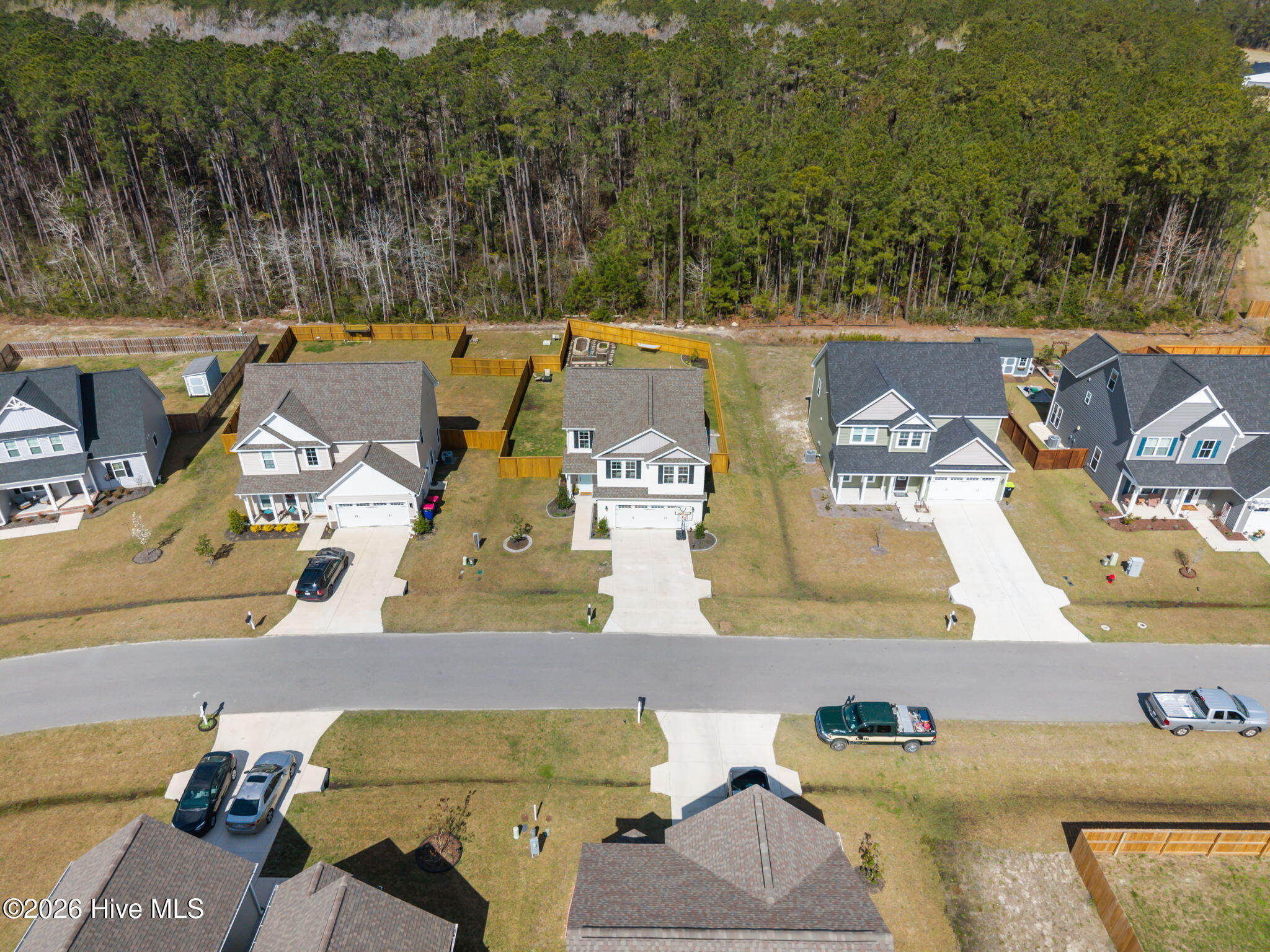 100561827 | Photo 53