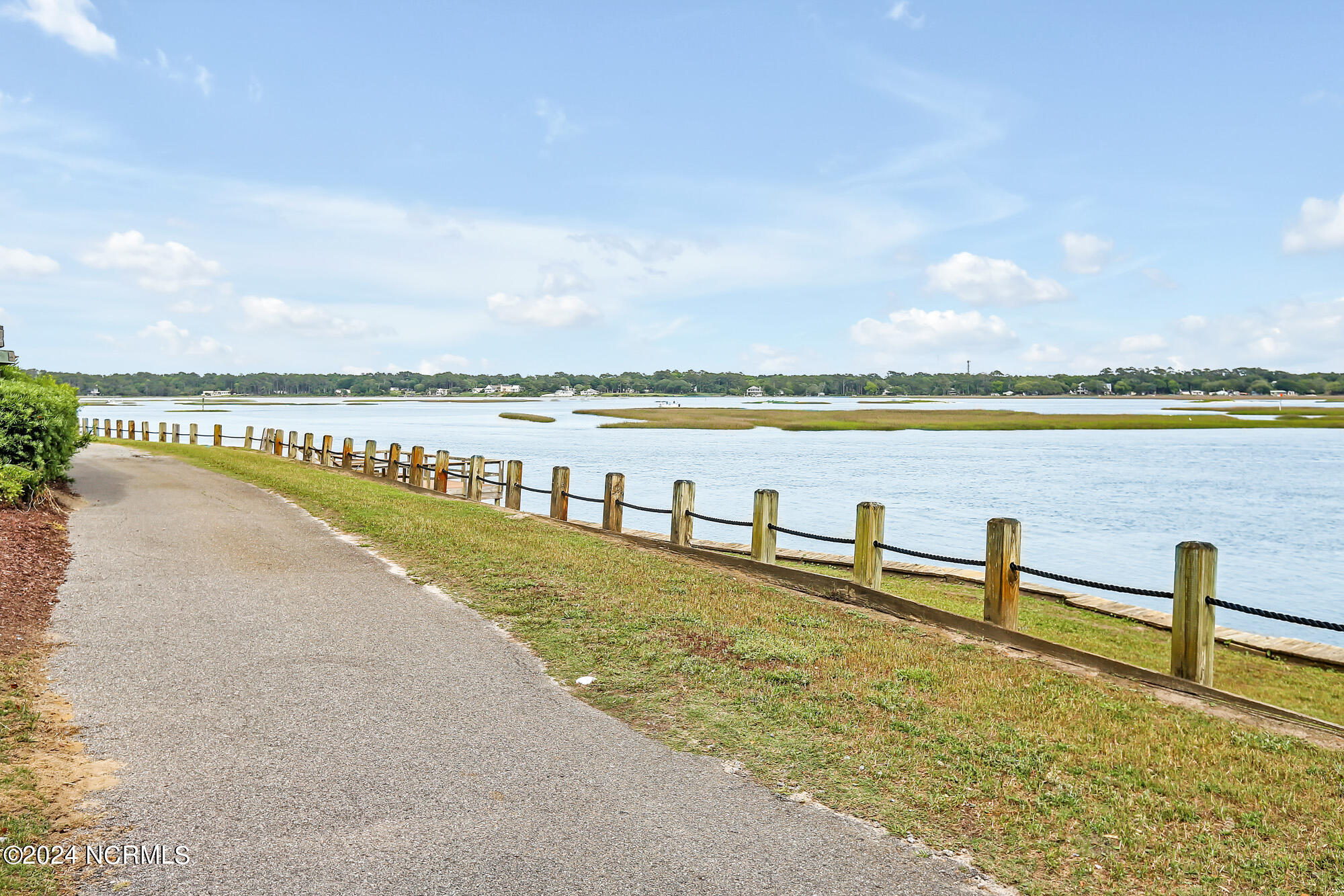 100471538 | Photo 71