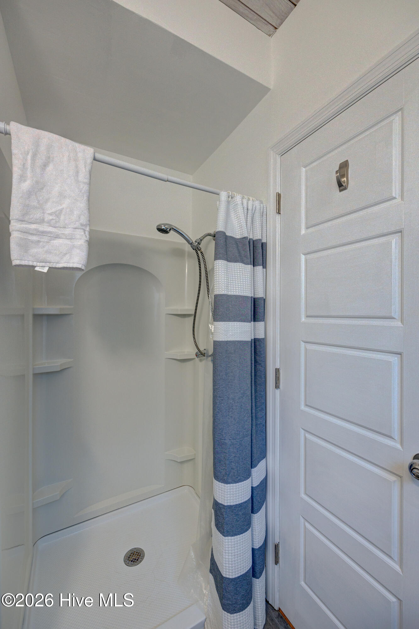 100553749 | Photo 29