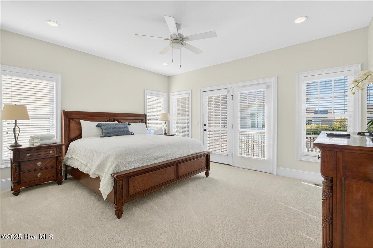 100540926 | Photo 47