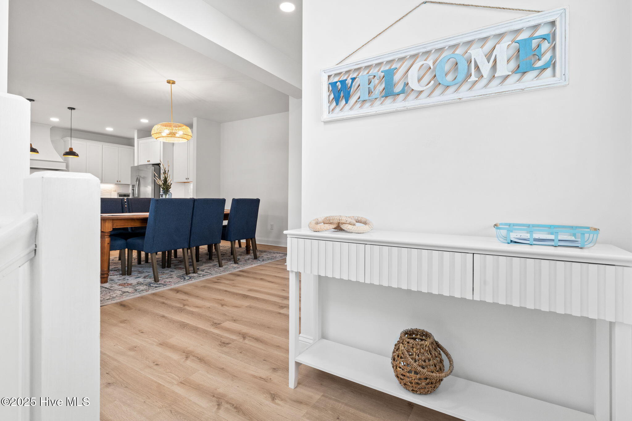 100548634 | Photo 16