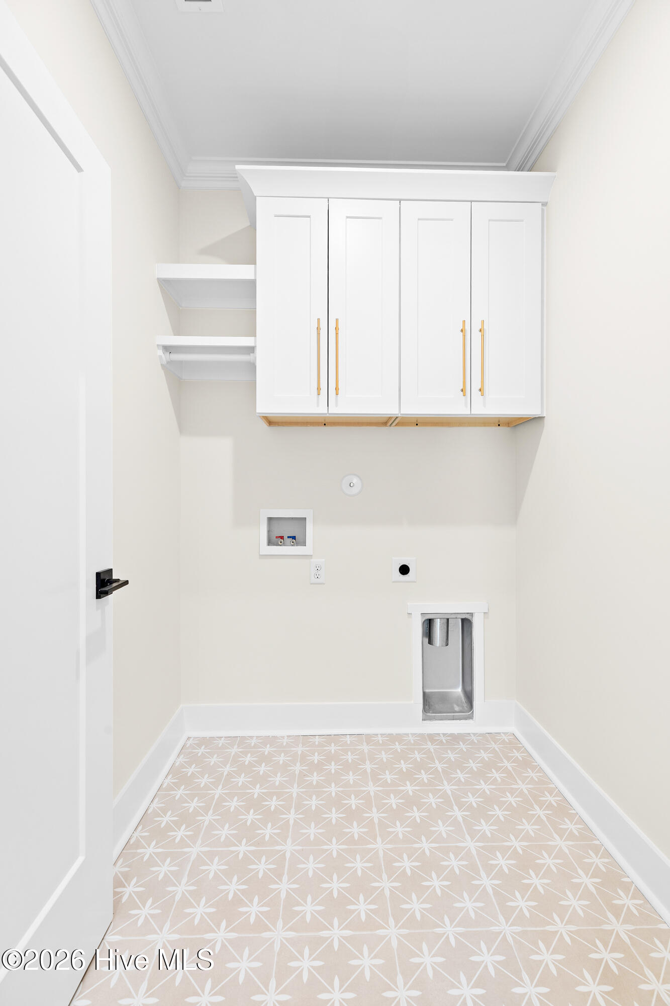 100561185 | Photo 23