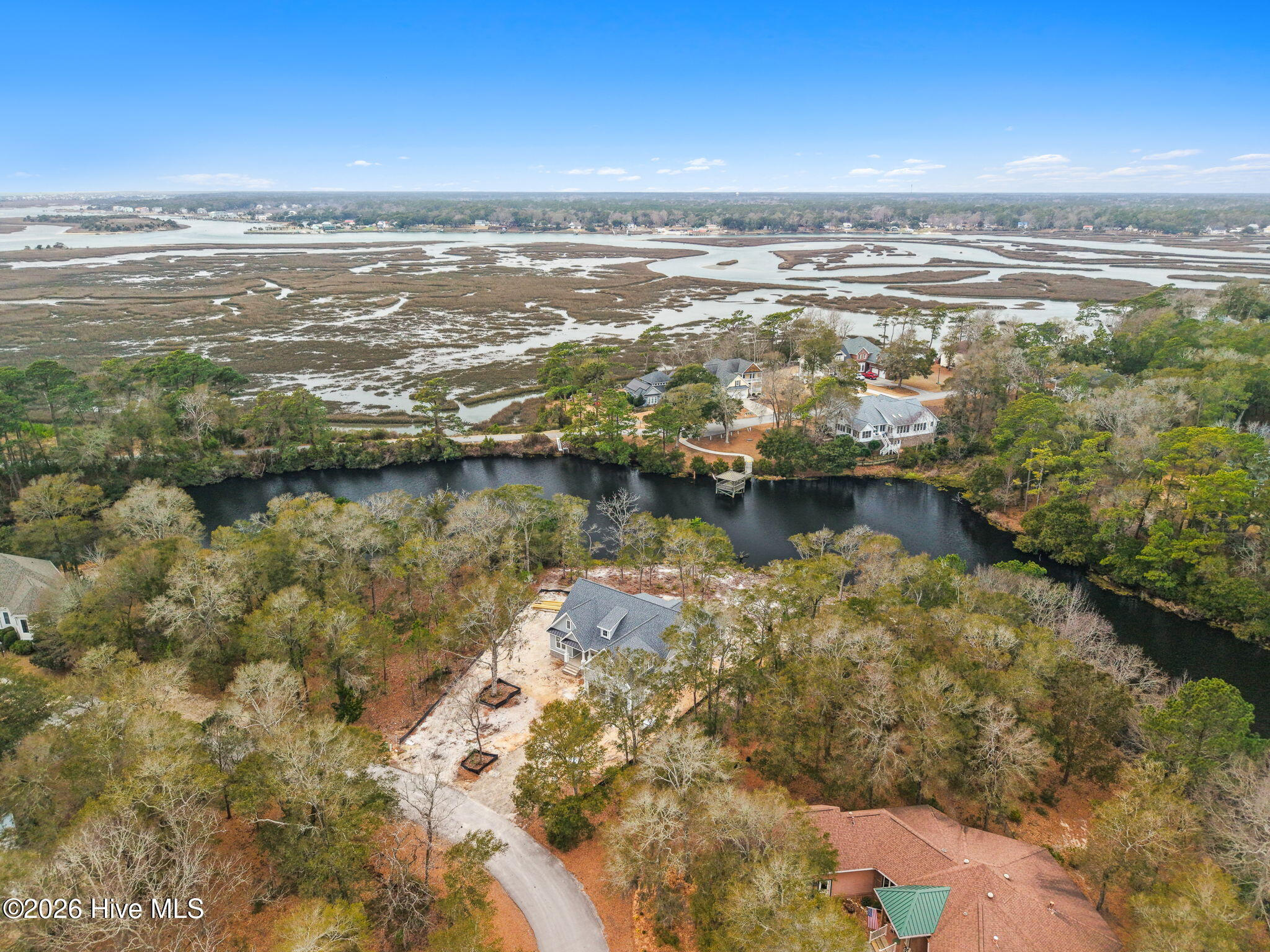 100557802 | Photo 26