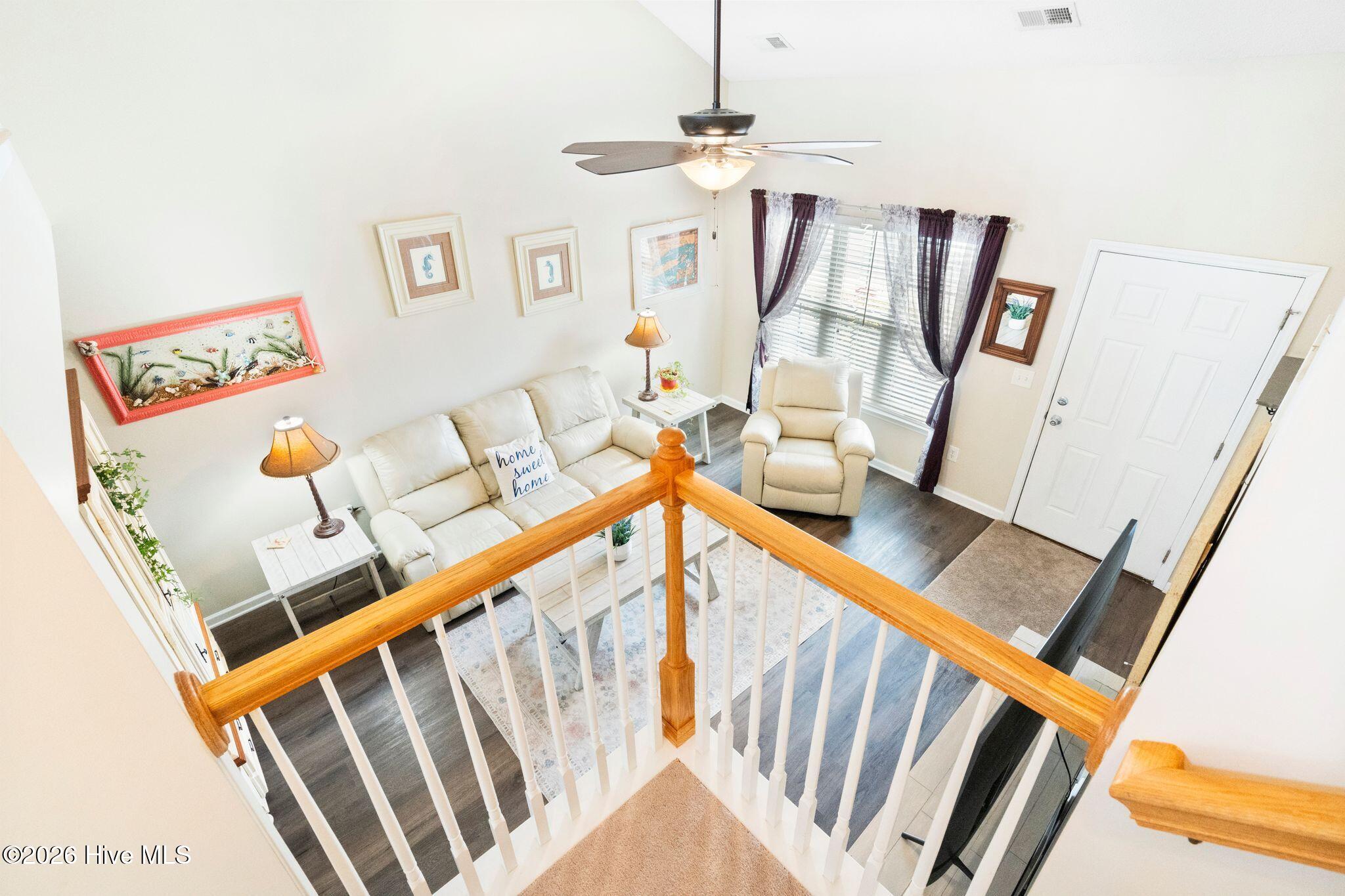 100551615 | Photo 14