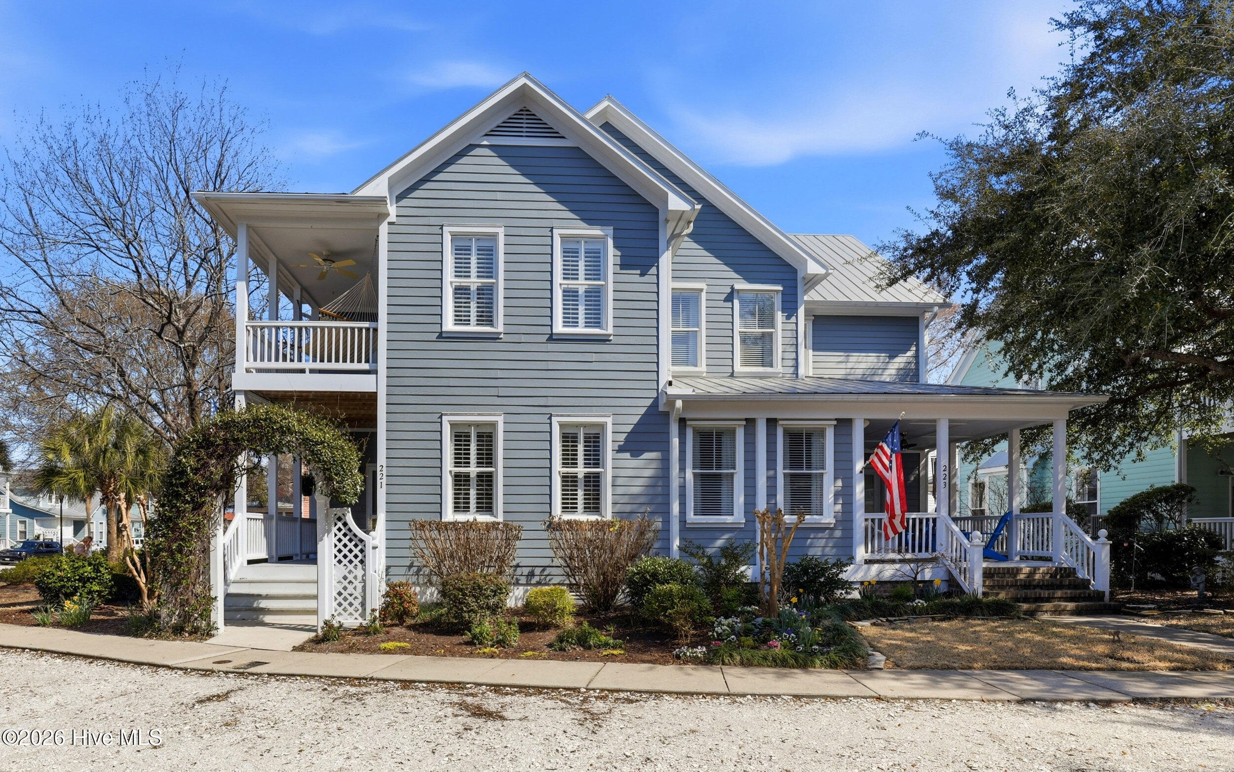 100559710 | Photo 11