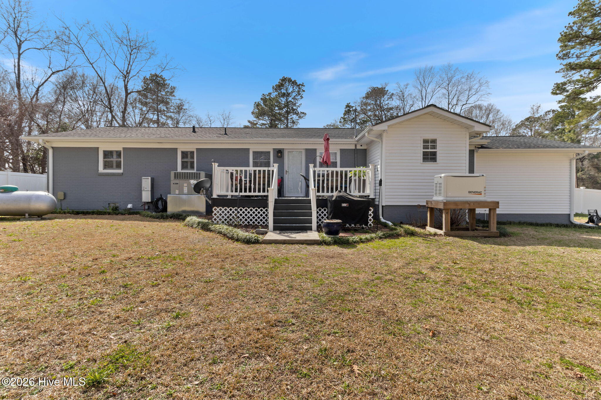 100556969 | Photo 33