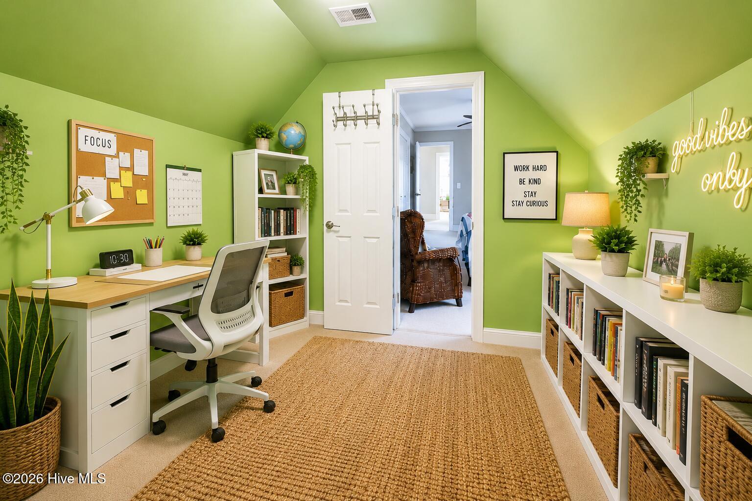 Multi-purpose Flex/Bonus Space