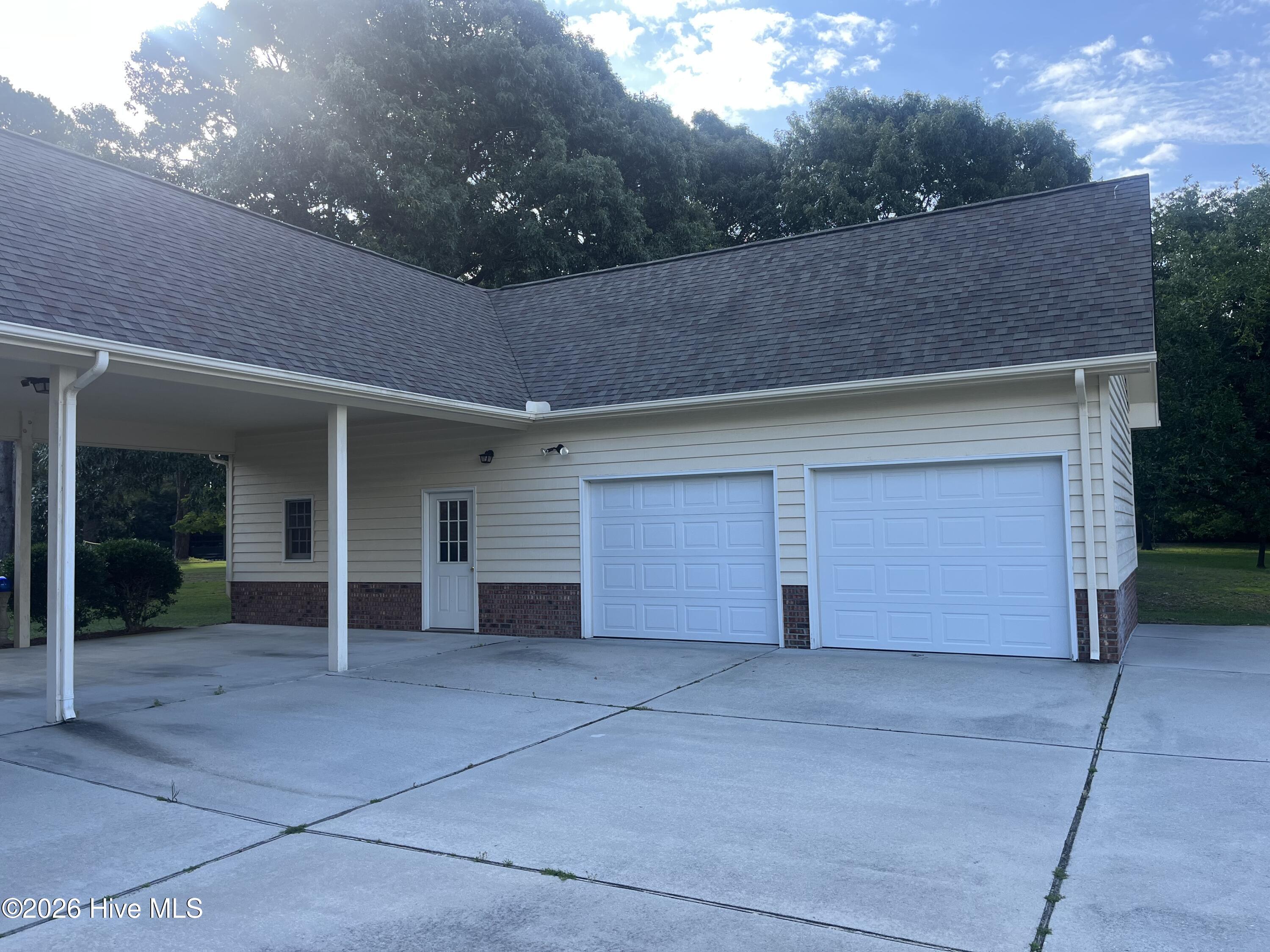 121 Spring Creek Lane, Wilmington, NC 28411 – photo 3: IMG_2568