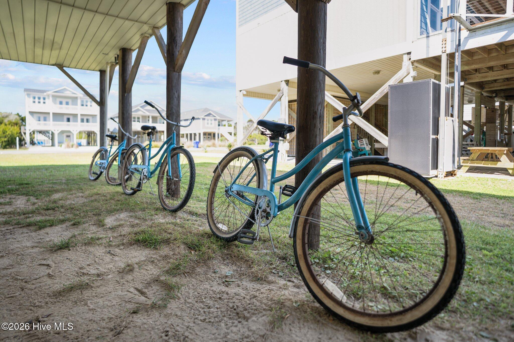 100560758 | Photo 33