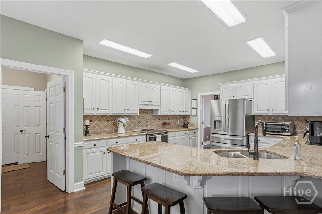 Kitchen 1