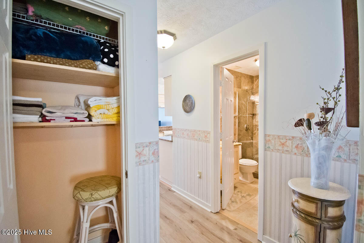 100516051 | Photo 17