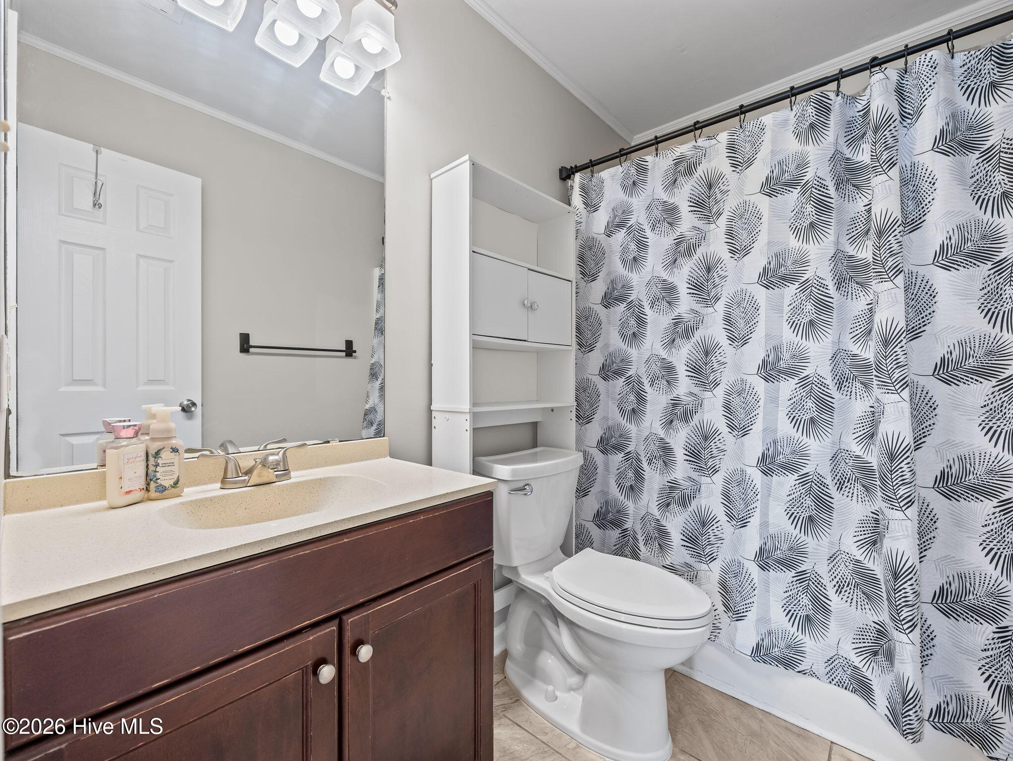 100569012 | Photo 19