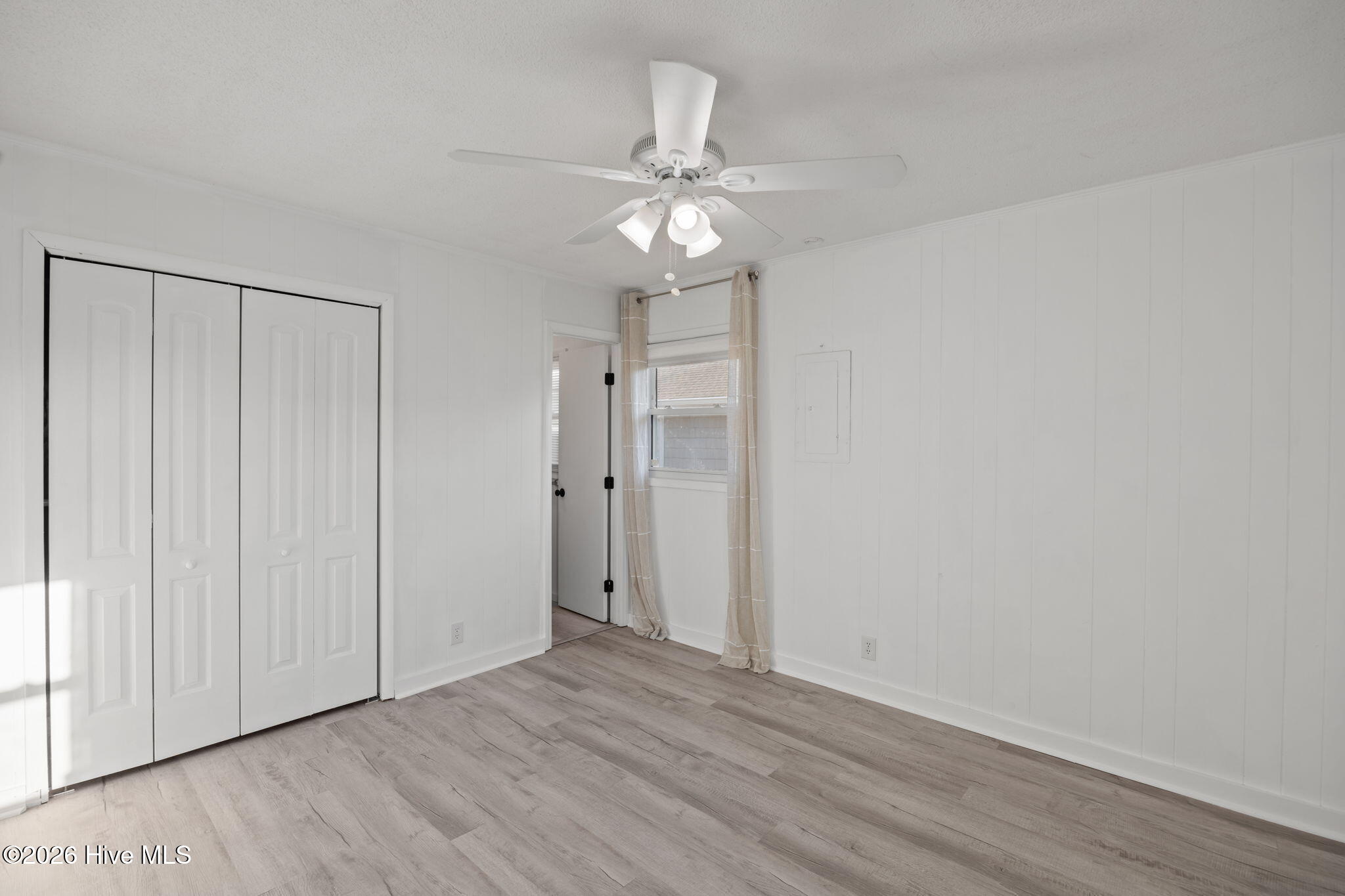 100564867 | Photo 17