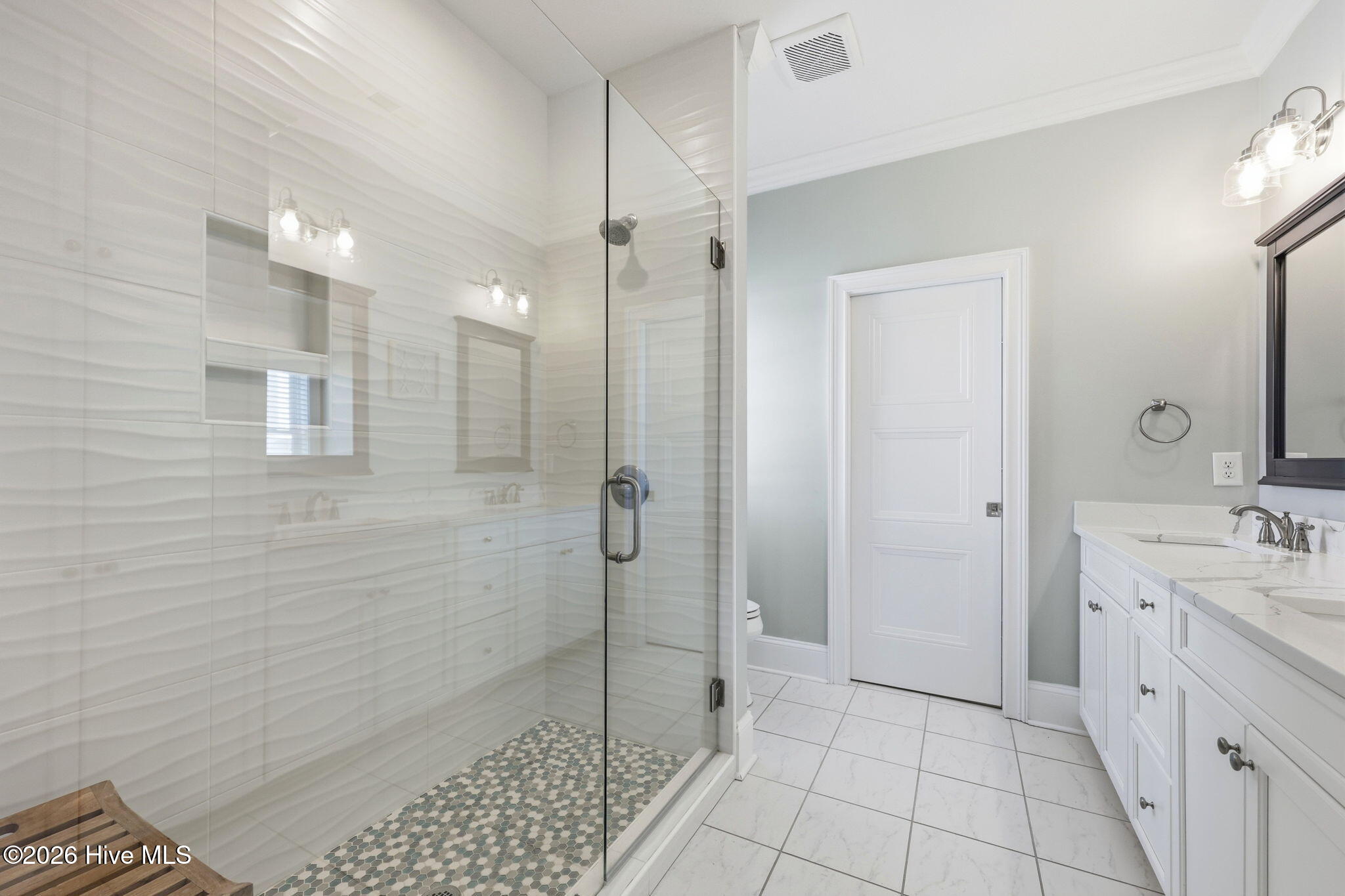 109 Ocean Bluff Drive,Indian Beach