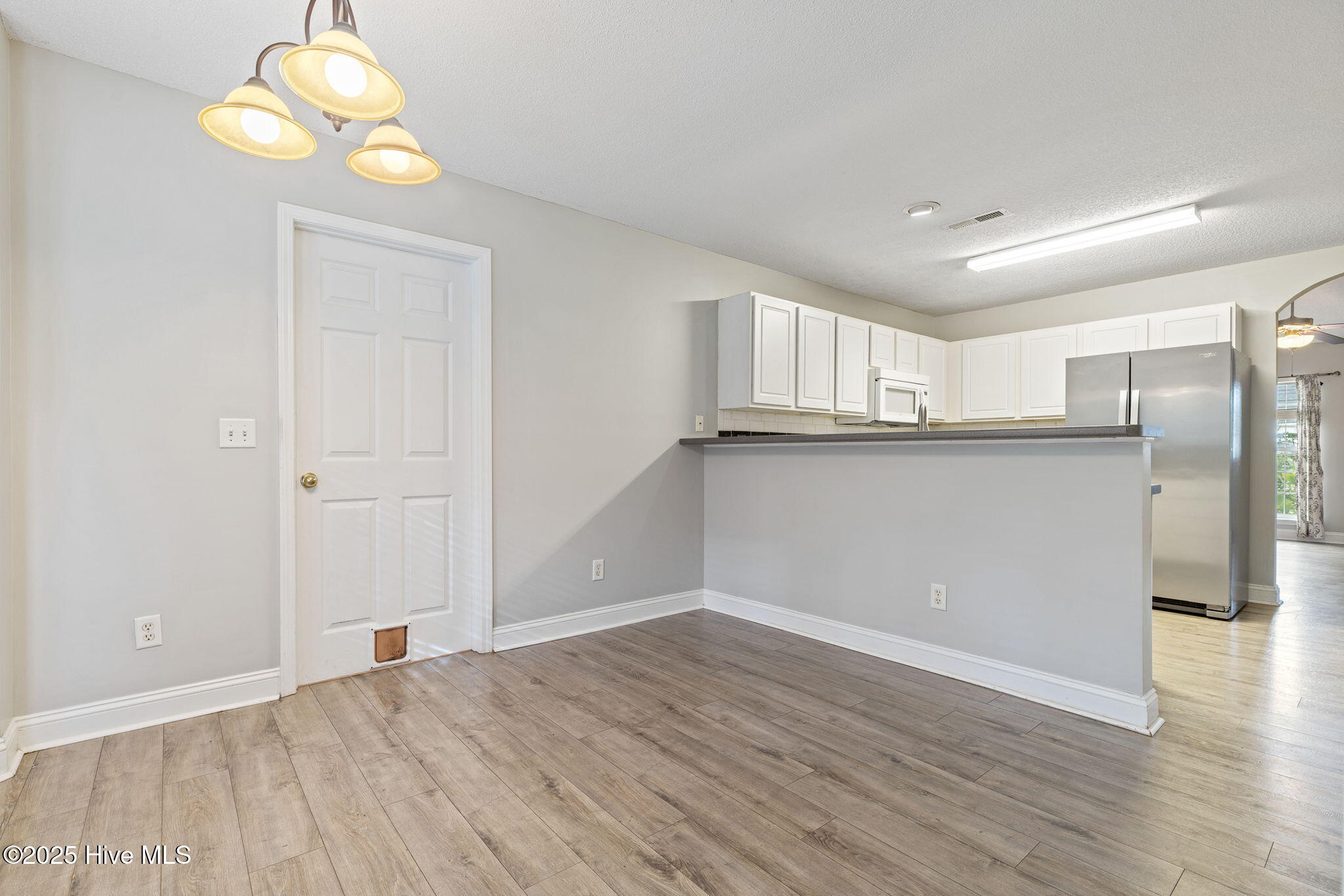 100531614 | Photo 17