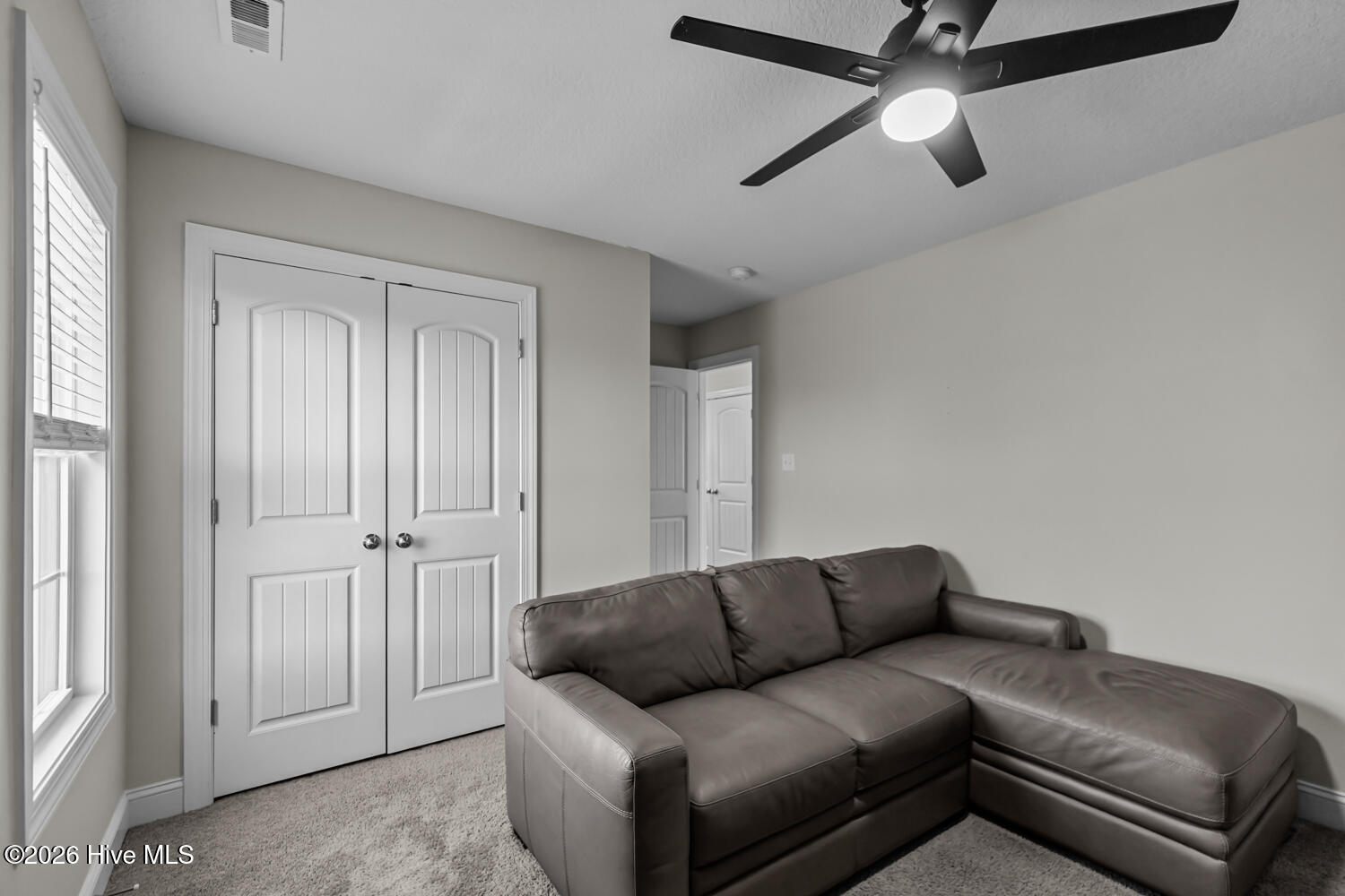 100552238 | Photo 35