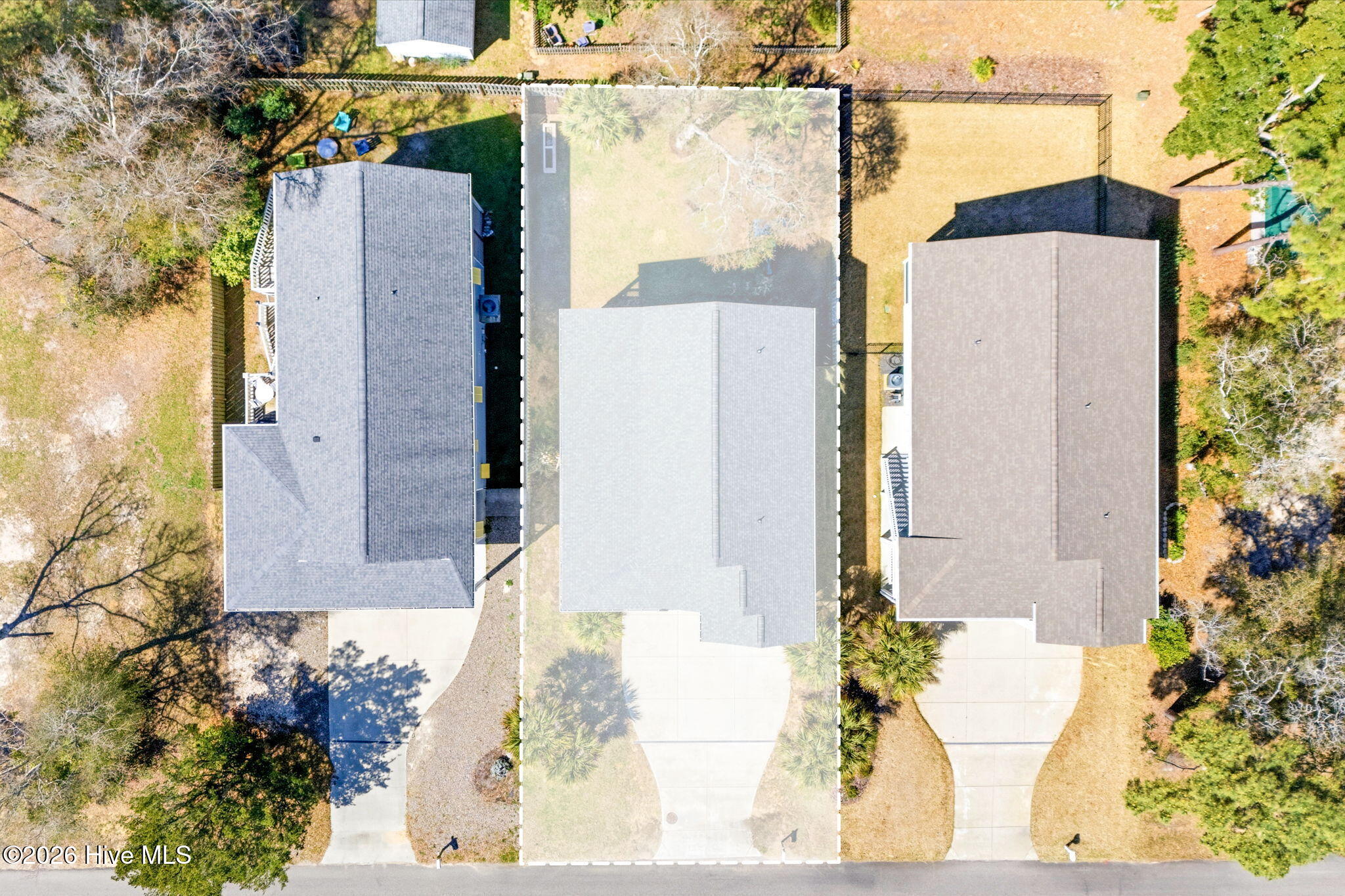 100561485 | Photo 40