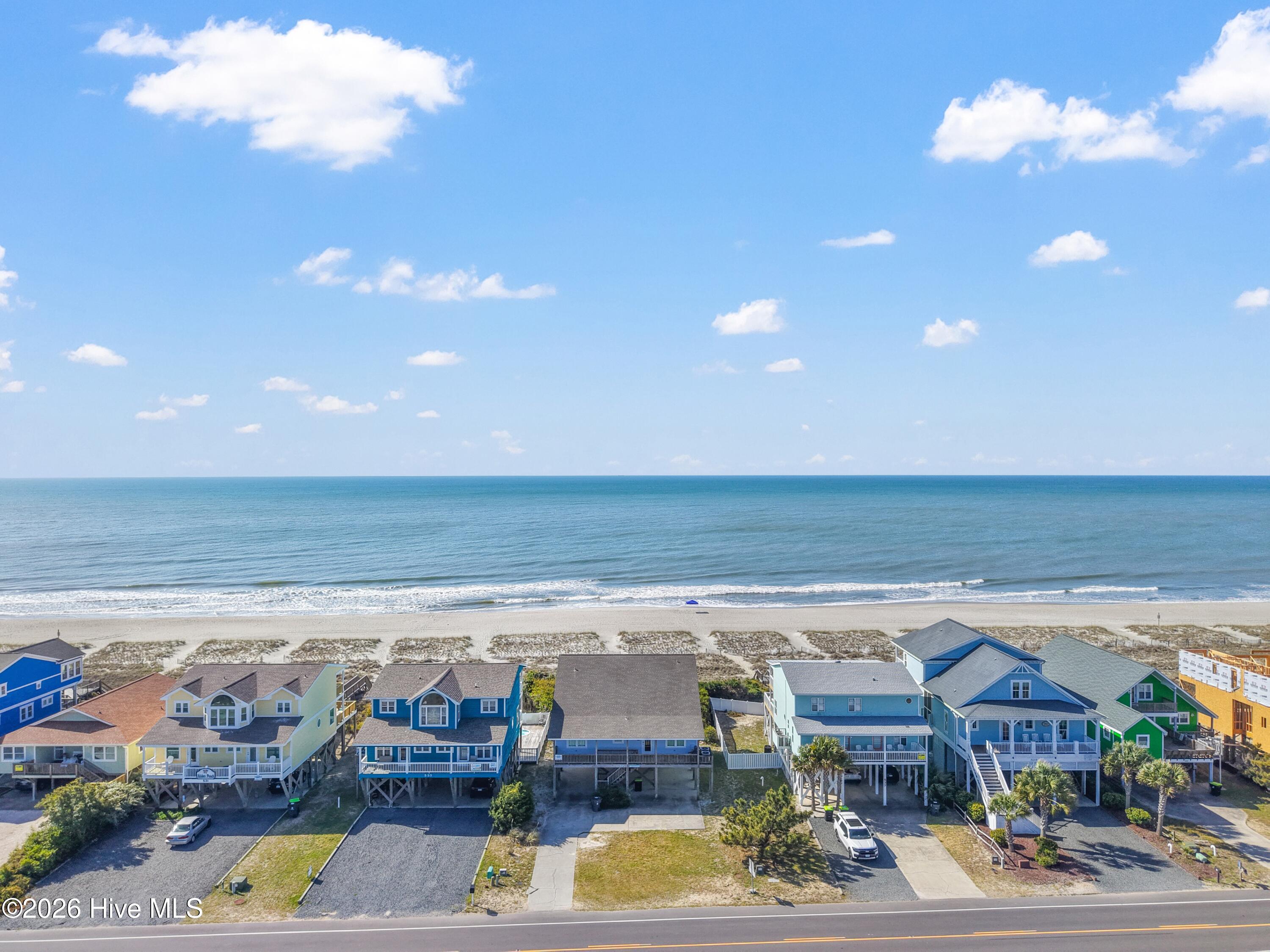 100566525 | Photo 56