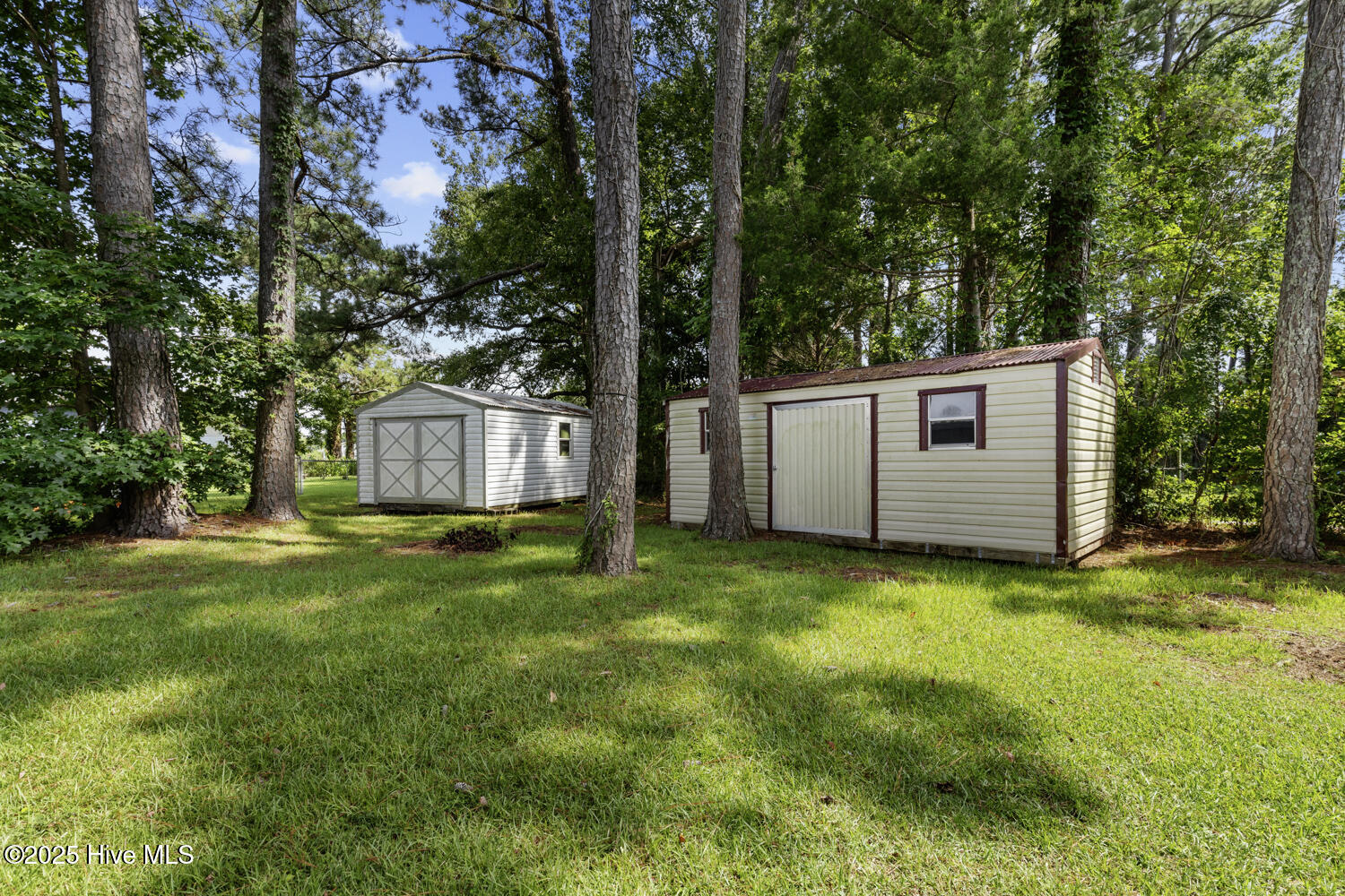 100523825 | Photo 24