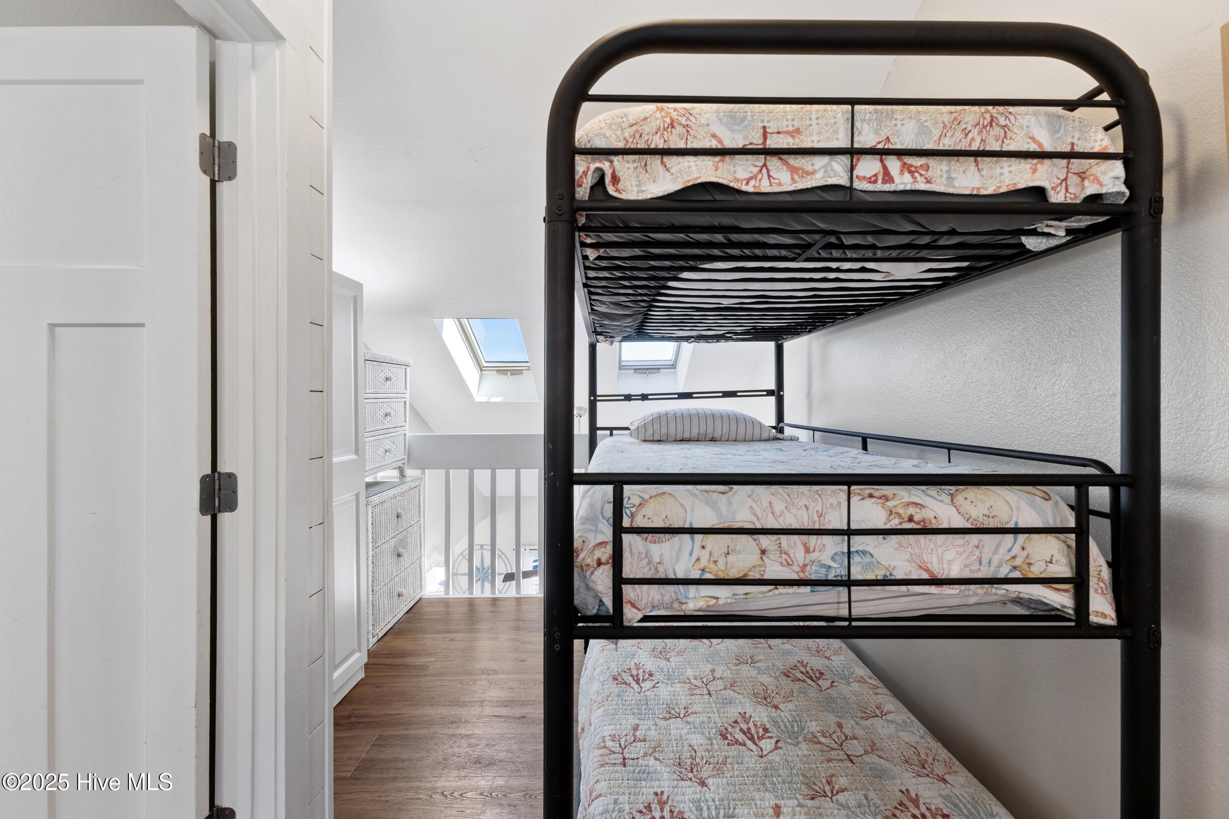 100532541 | Photo 21