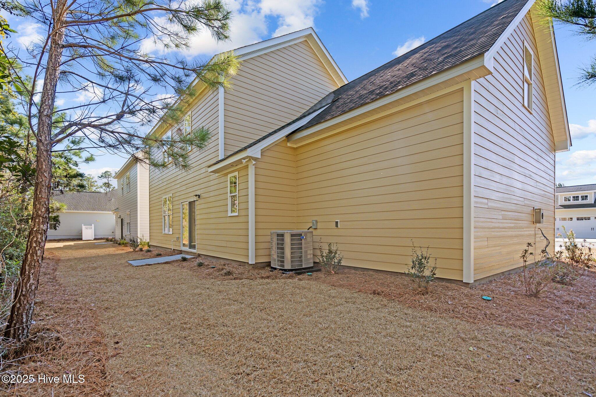 100487563 | Photo 44