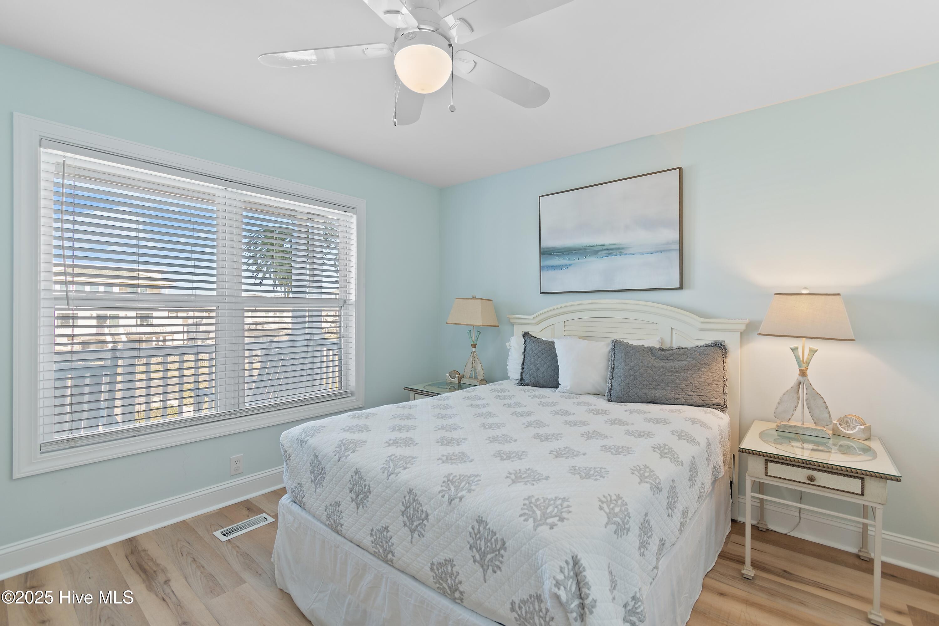 100541214 | Photo 40