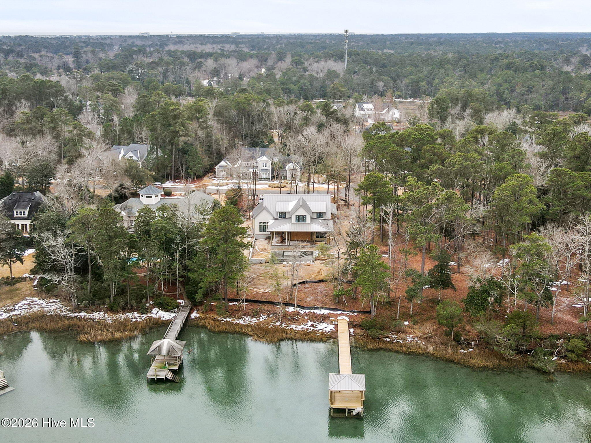 100553276 | Photo 34