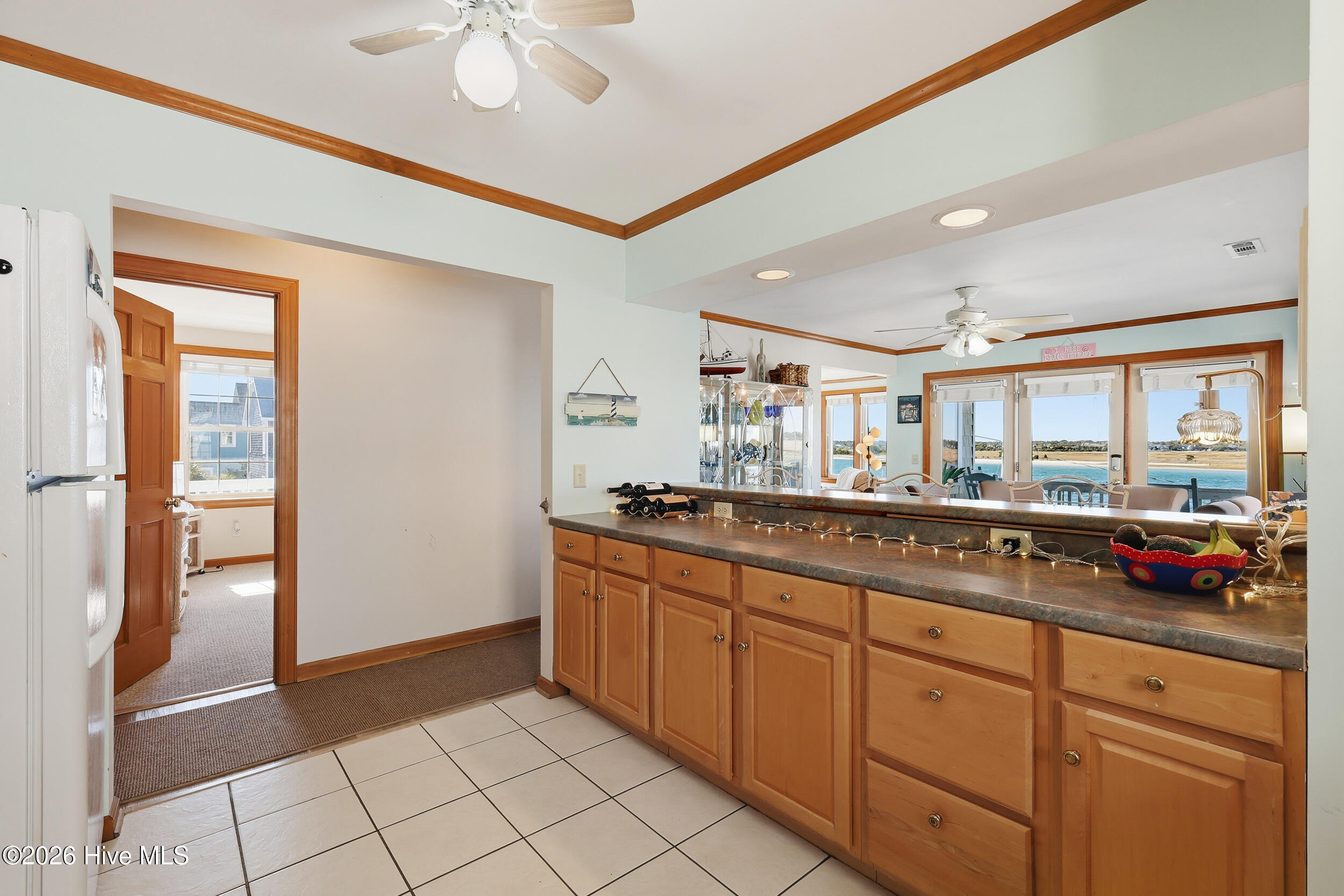 100565486 | Photo 17