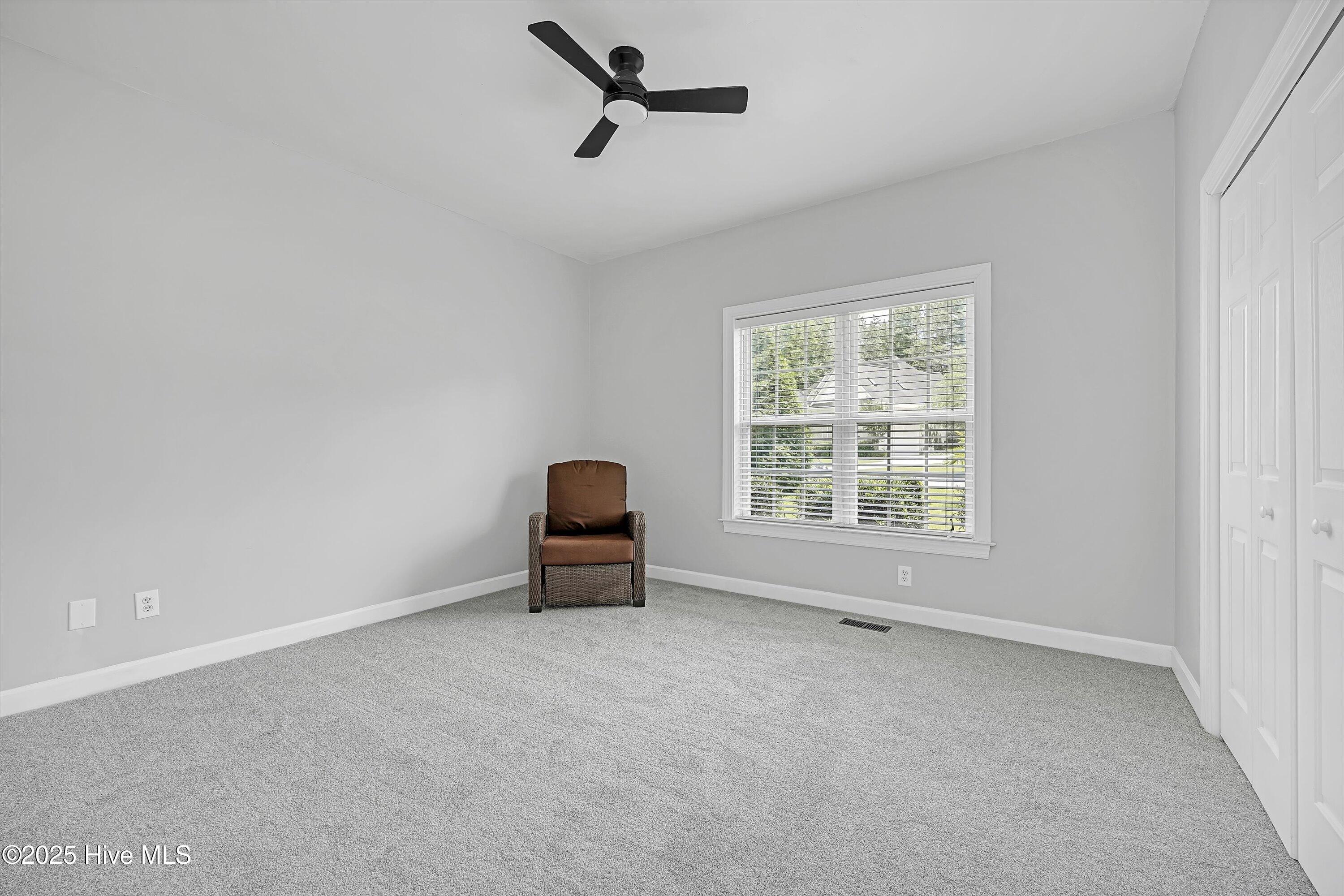 100515294 | Photo 11