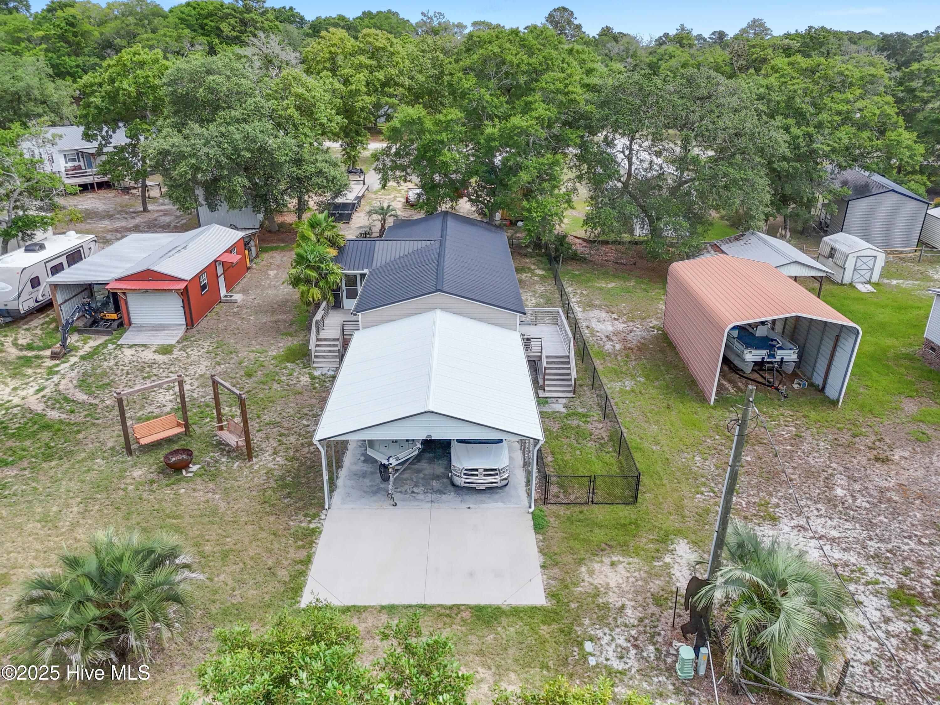 100518587 | Photo 33