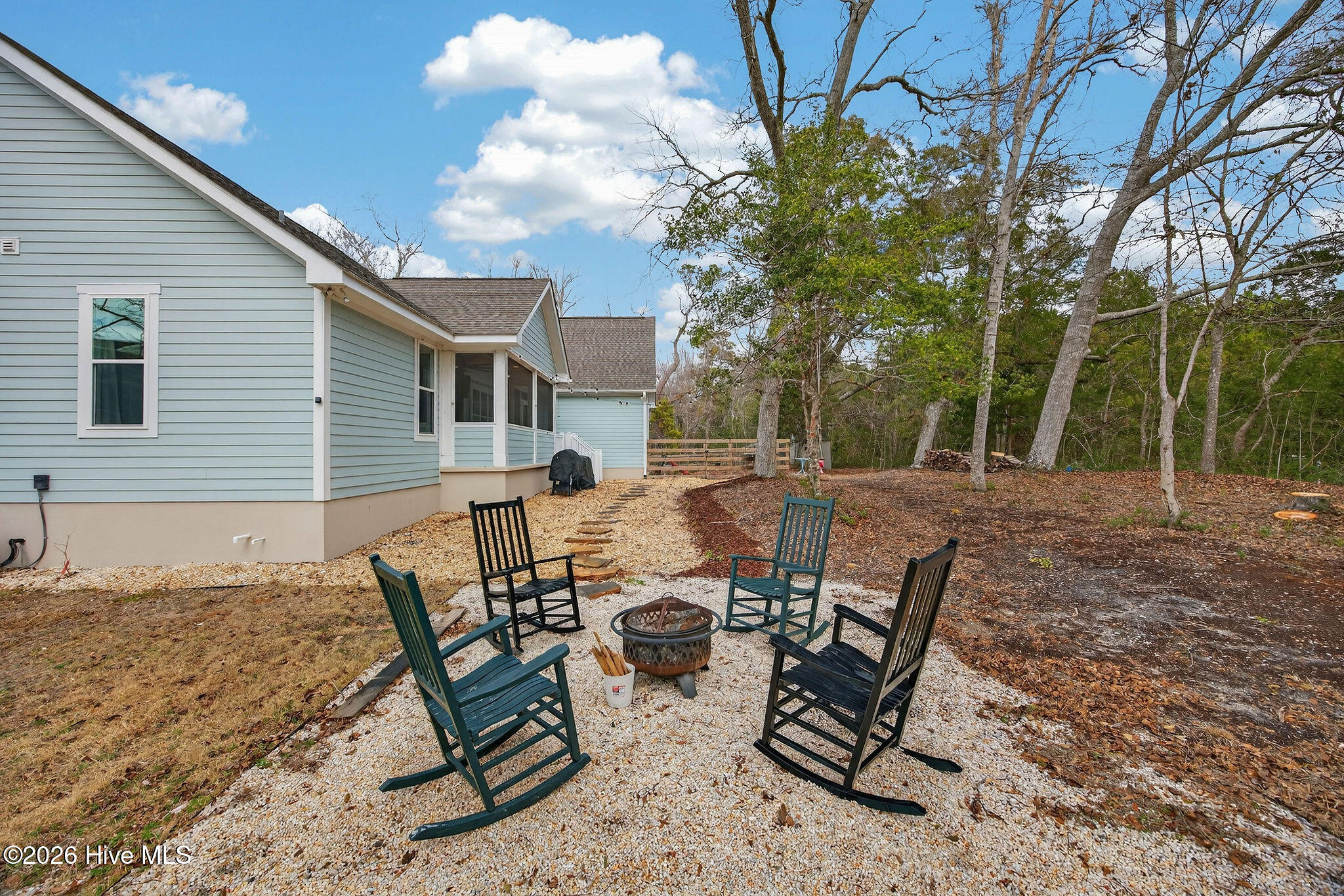 100555452 | Photo 42