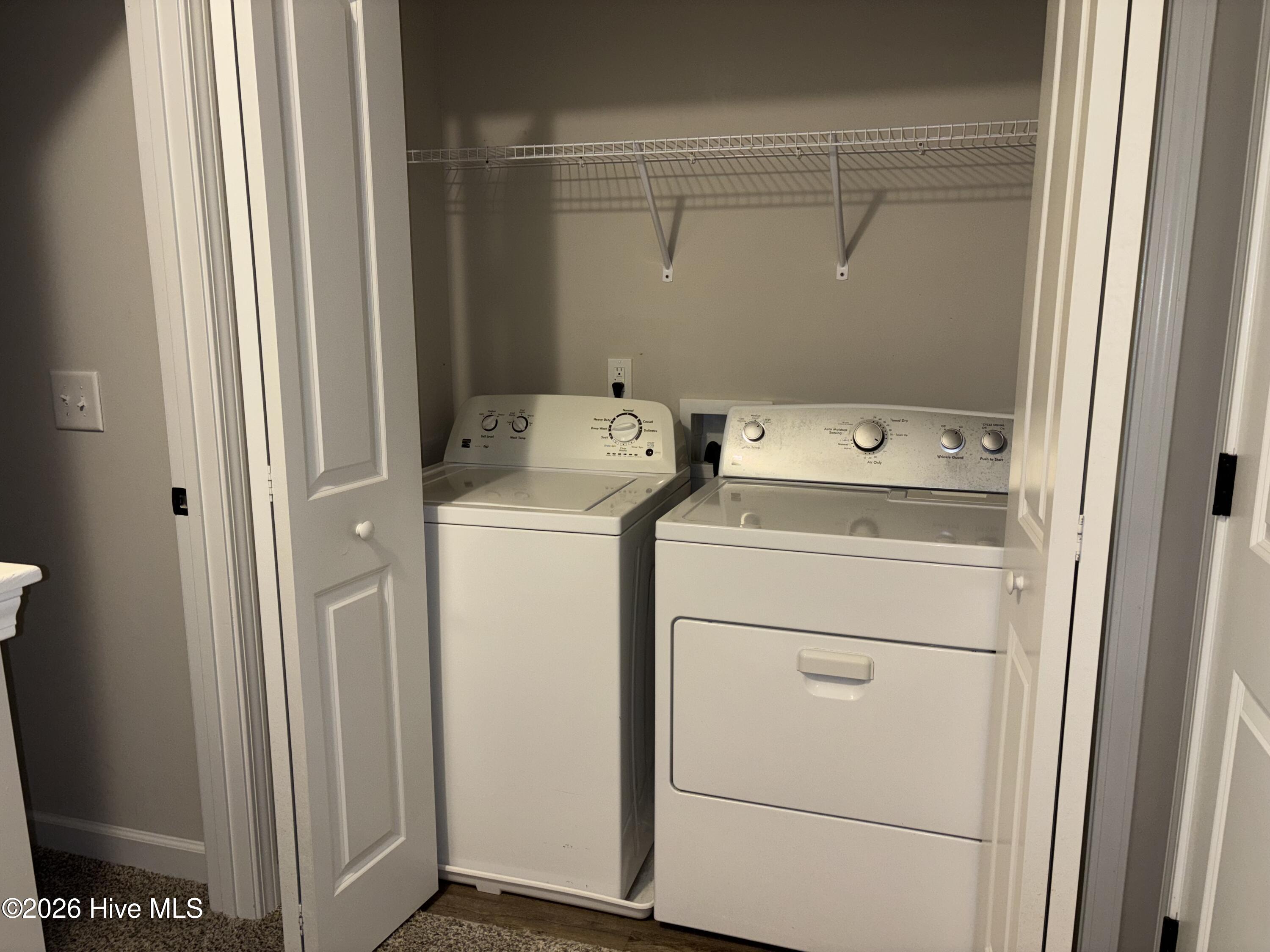 100560134 | Photo 23