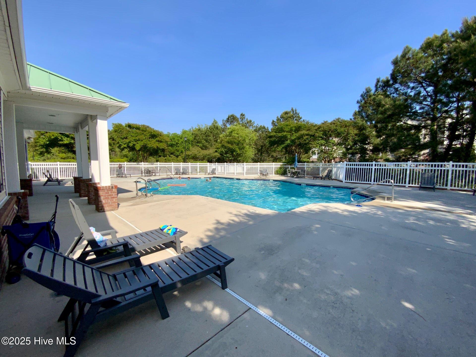 100 Gateway Condos Drive UNIT 113, Surf City, NC, 28445