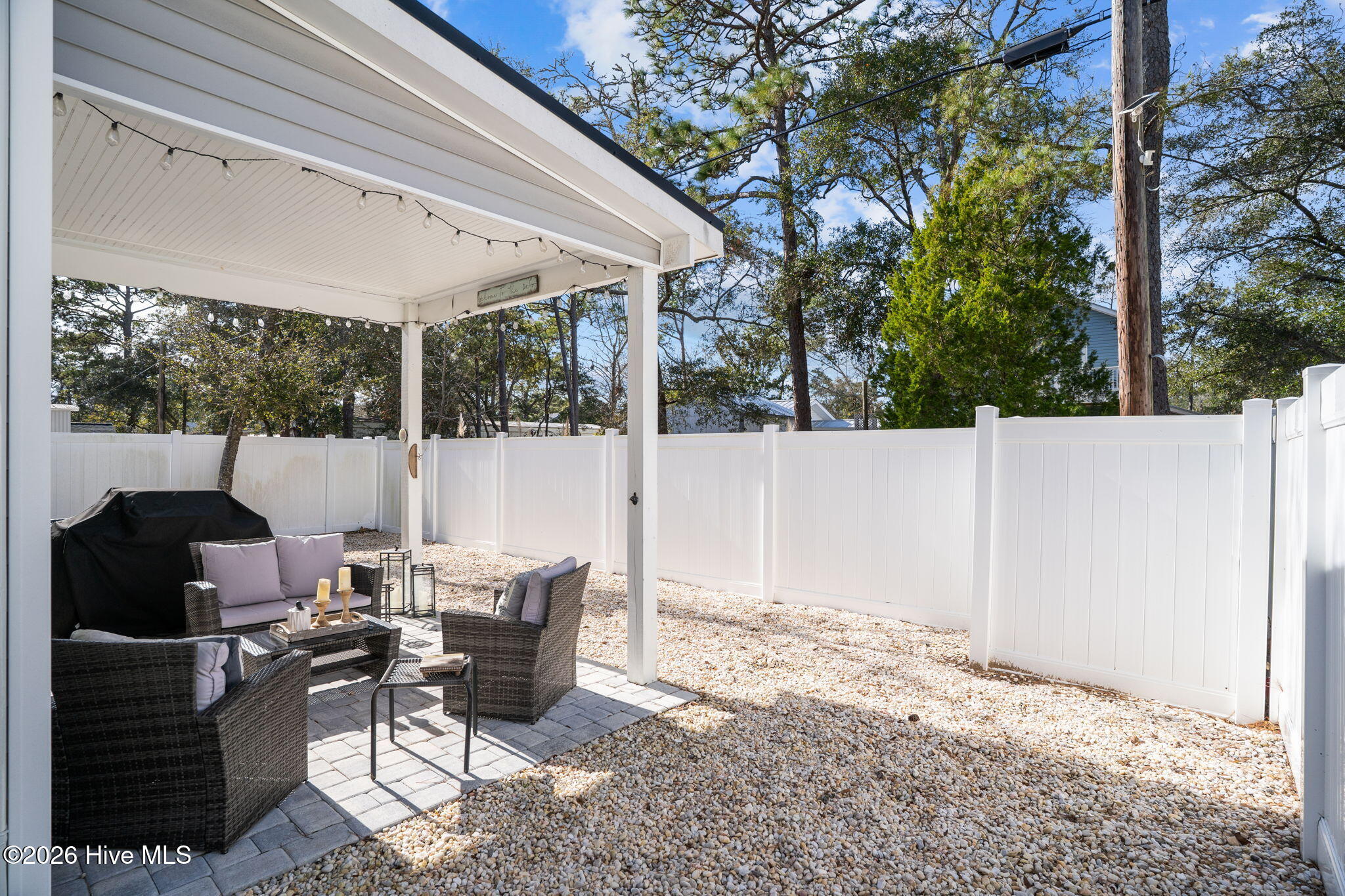 100547454 | Photo 36