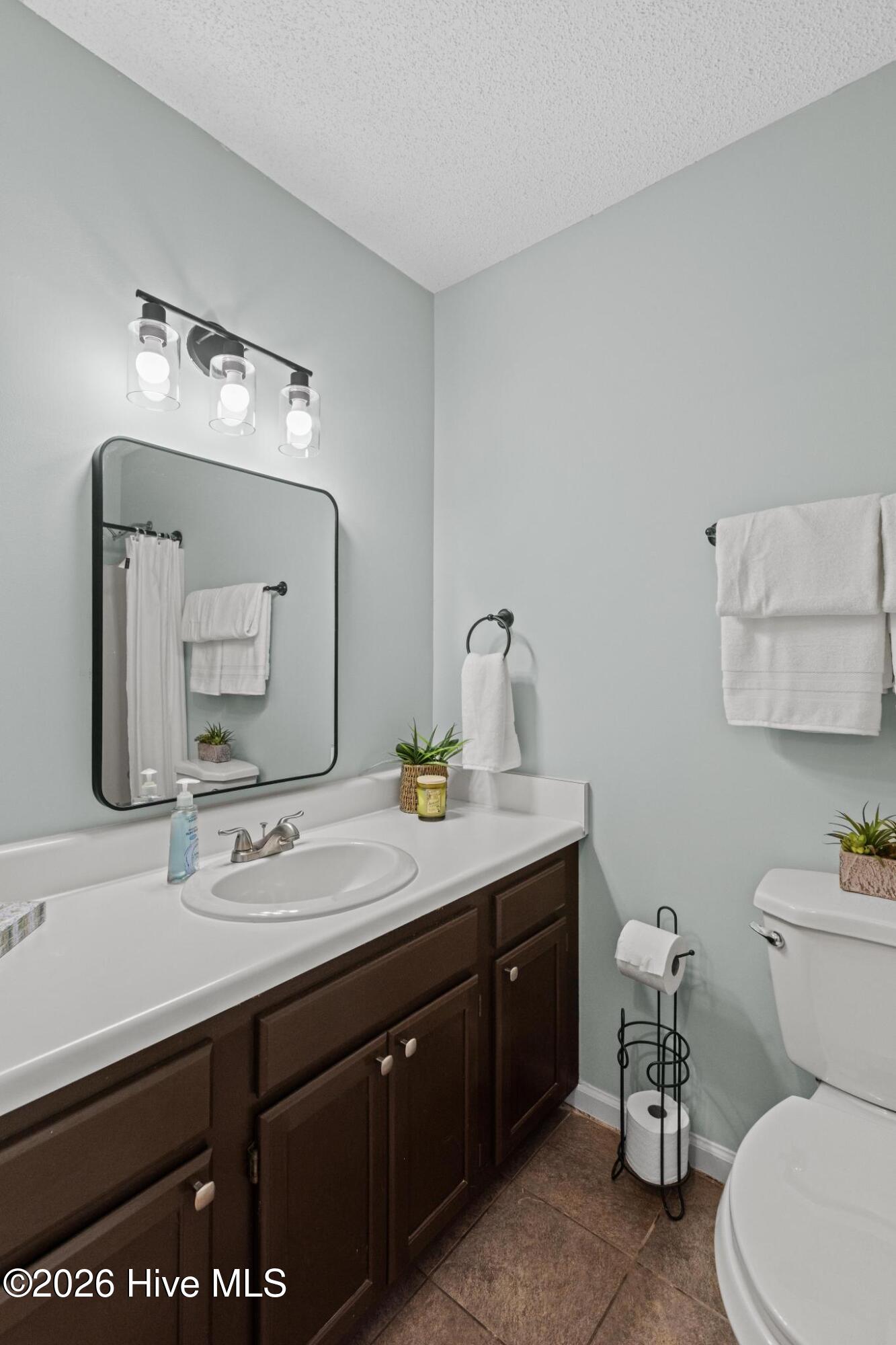 100558461 | Photo 19