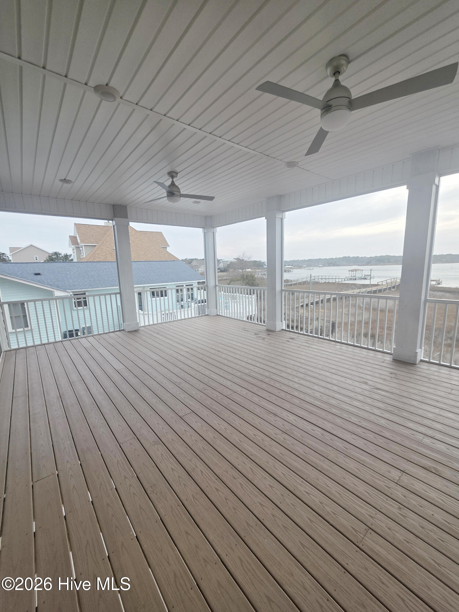 100535825 | Photo 23